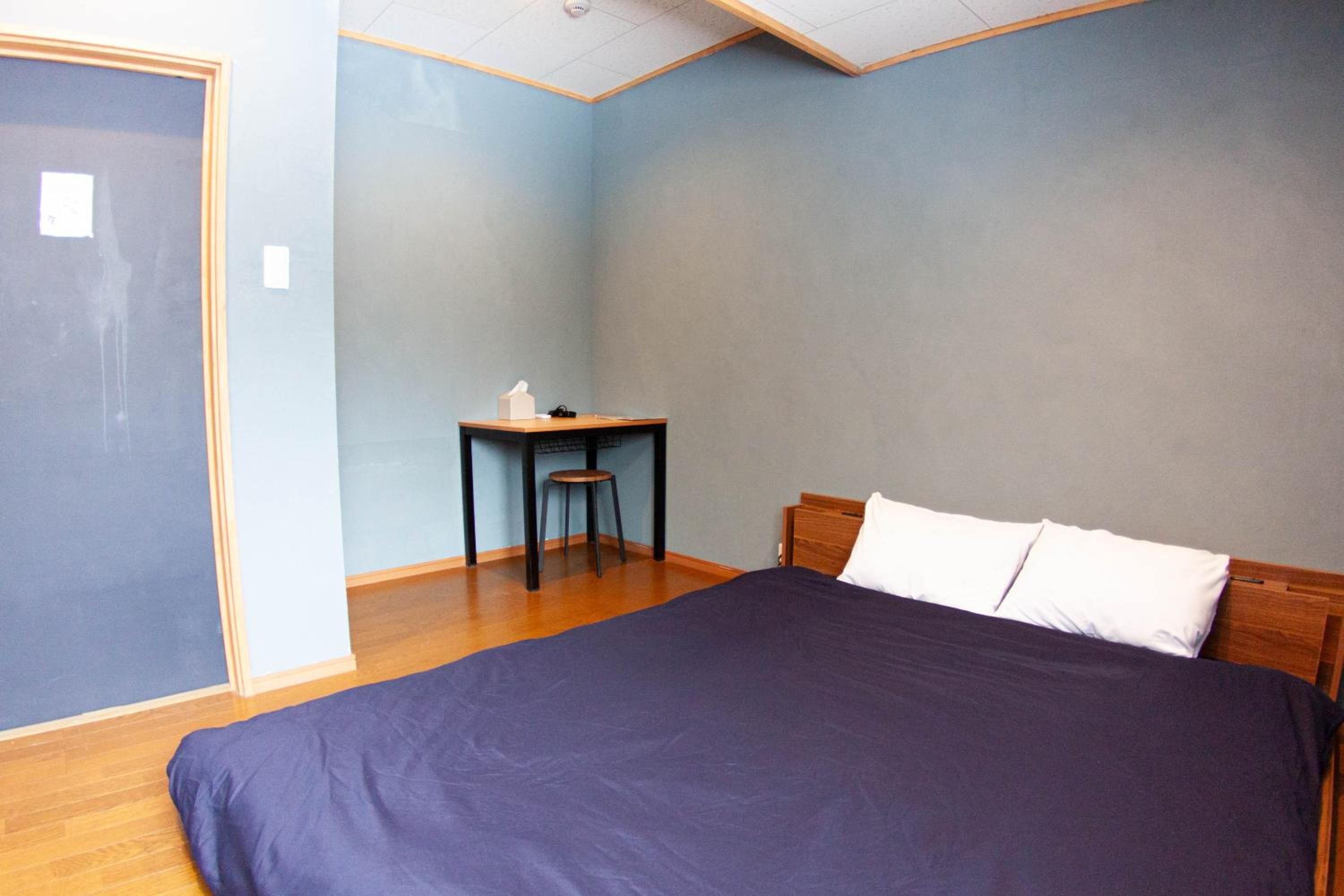 Double or Twin Room with Mountain View - Photo 1