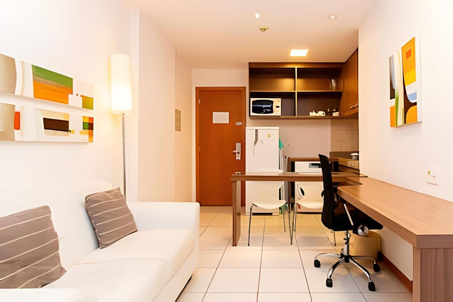 Apartment With Shared Bathroom