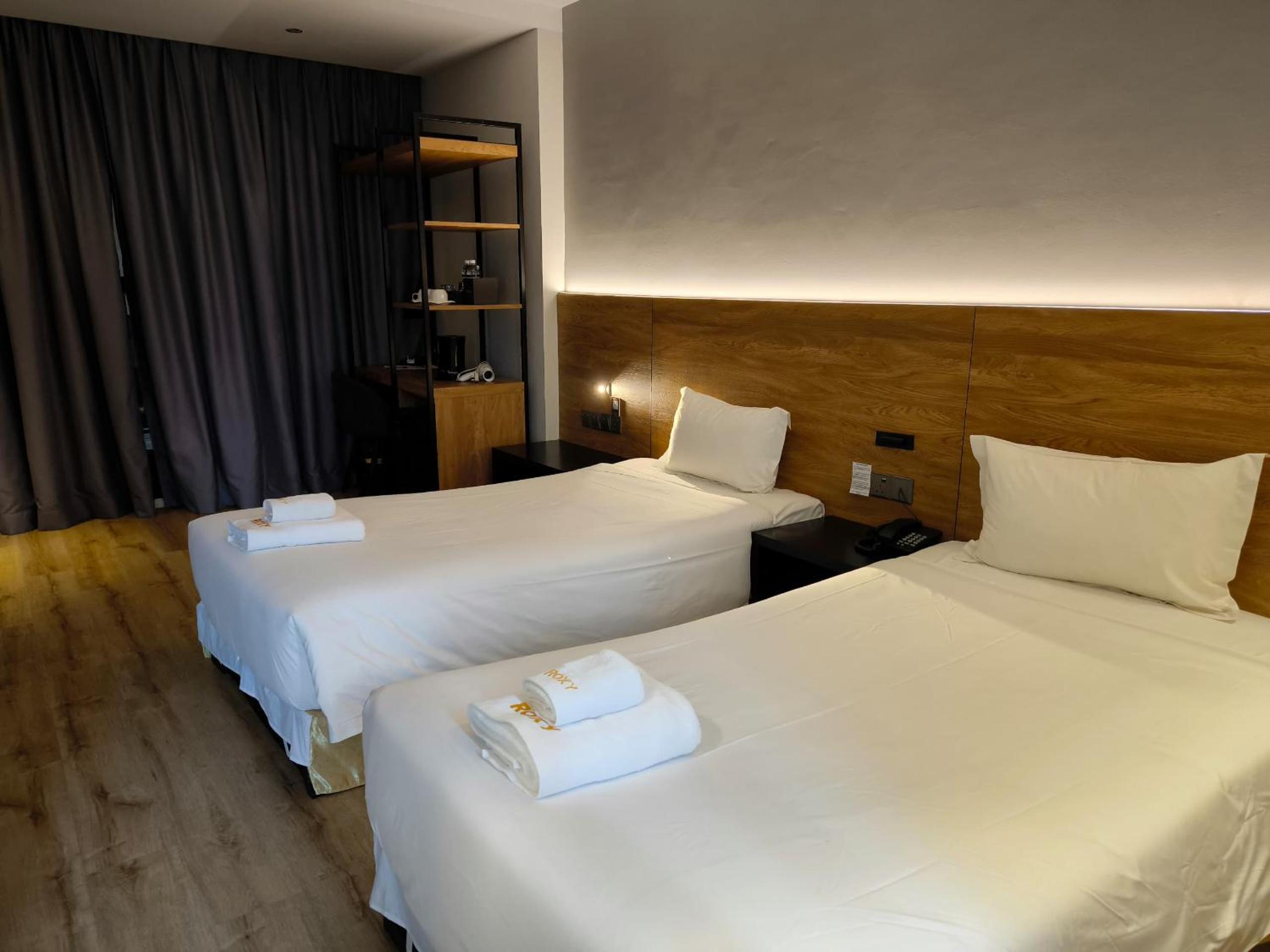 Deluxe Twin Room - Photo 3