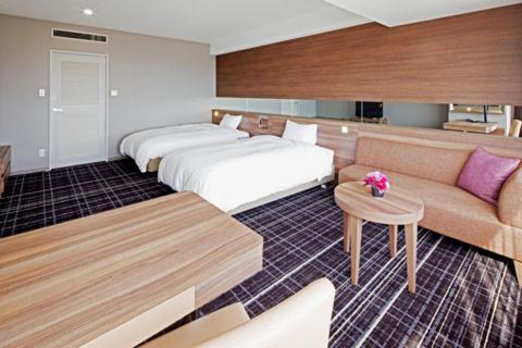 Deluxe Twin Room photo 2