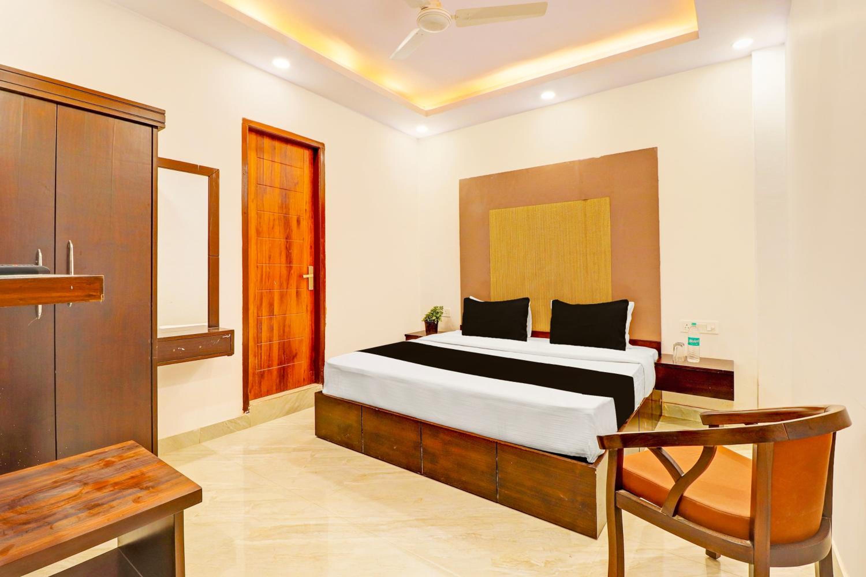 Classic Triple Room