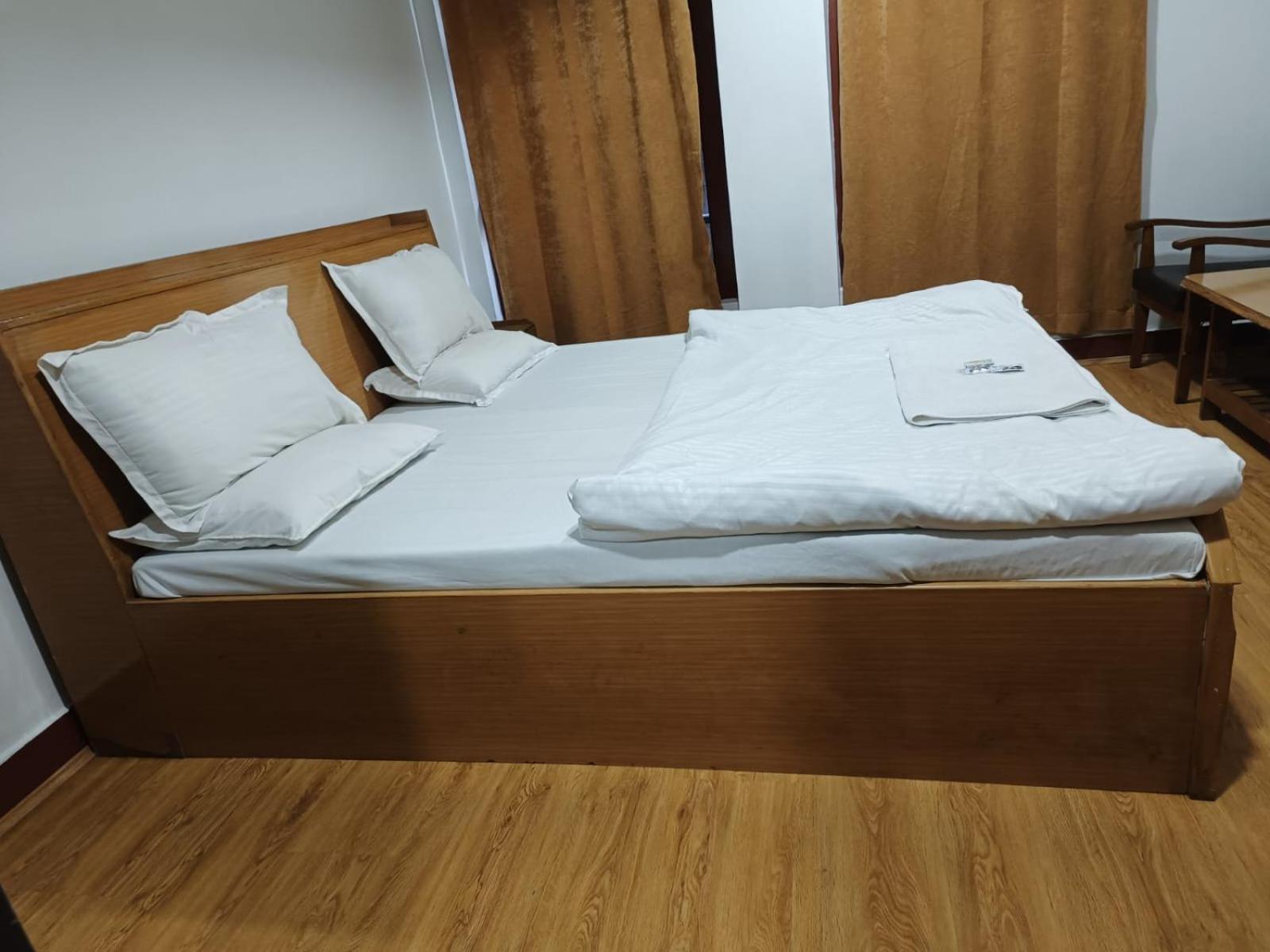 Double Room - Photo 15