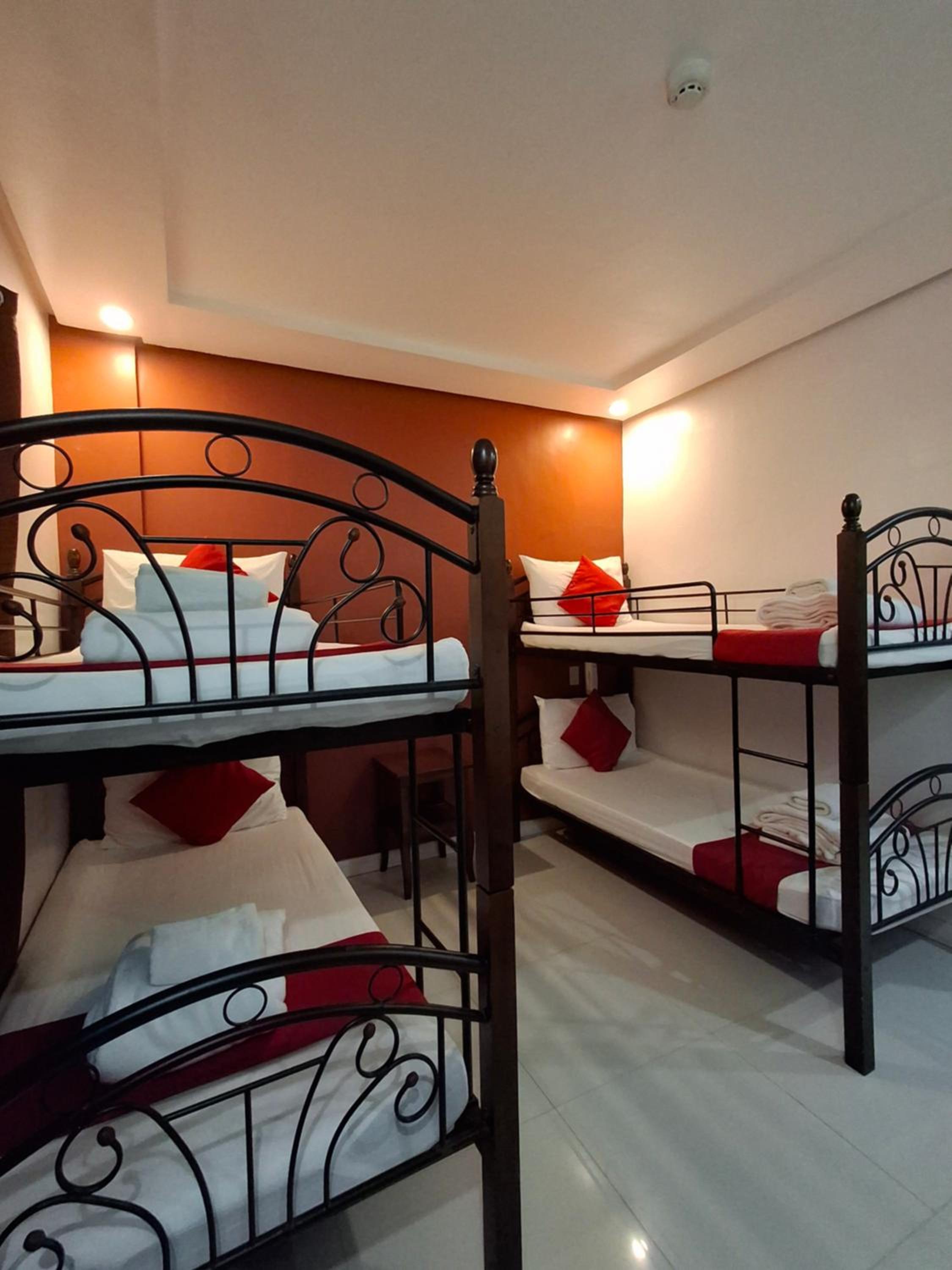 Quadruple Room photo 3
