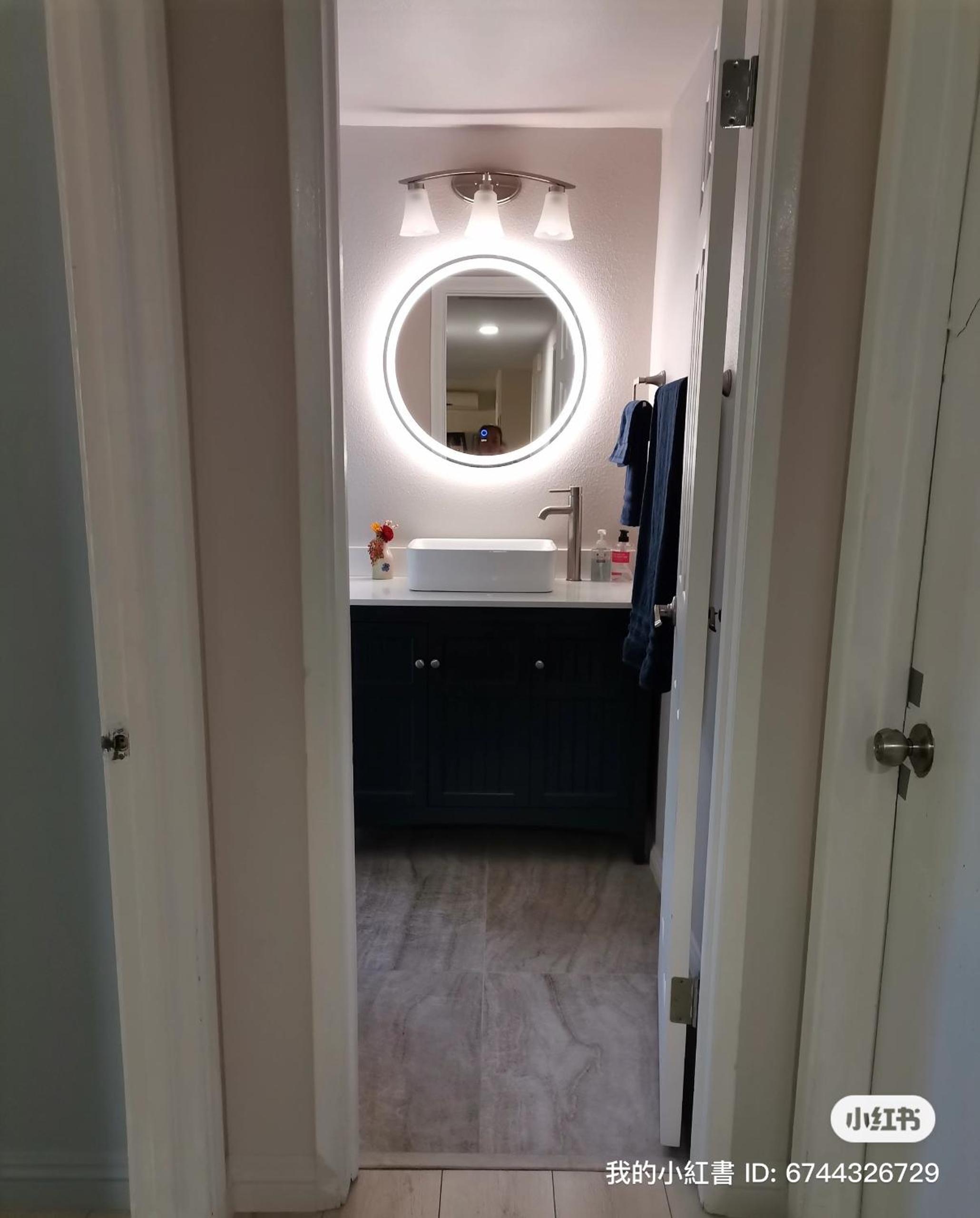 Double Room with Shared Bathroom photo 1
