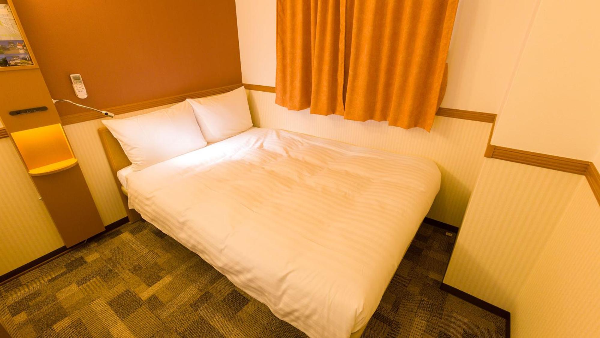 Double Room - Non-Smoking photo 3