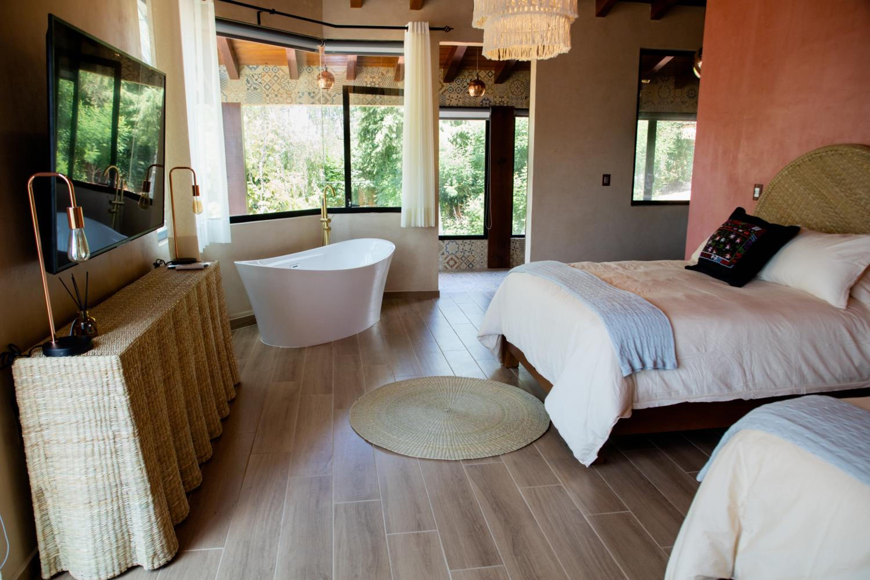 Quadruple Room with Lake View photo 1