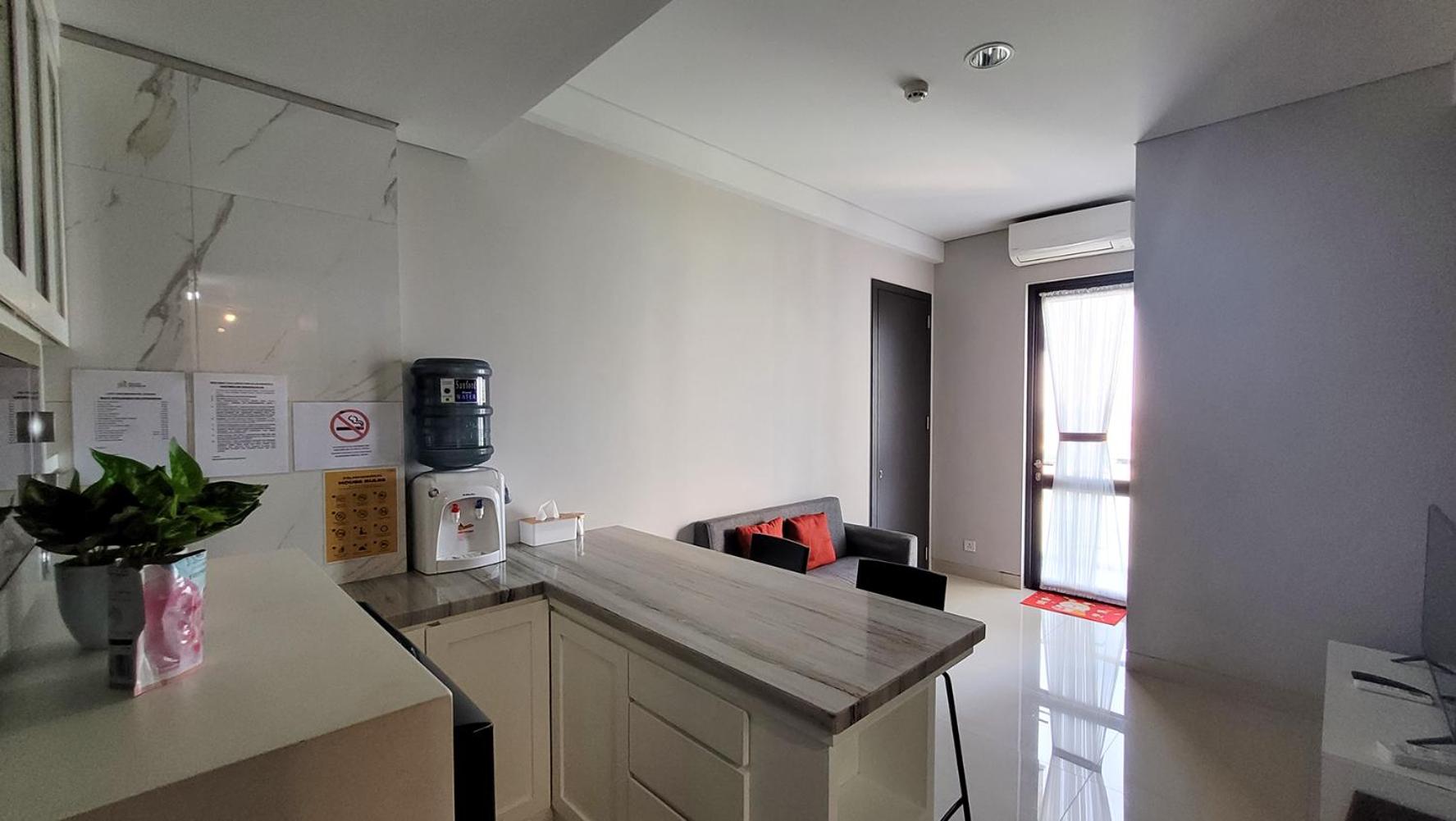 Two-Bedroom Deluxe Apartment - Photo 2