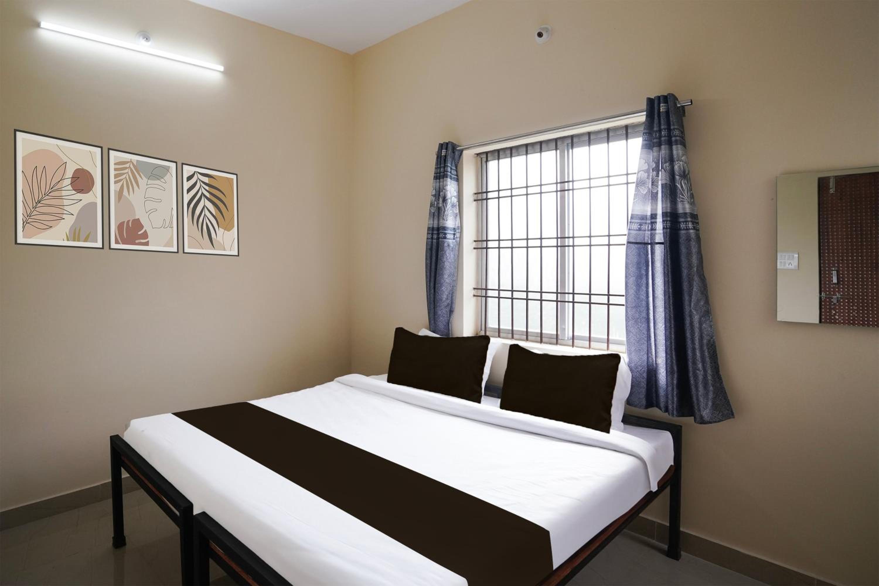 Classic Triple Room photo 1