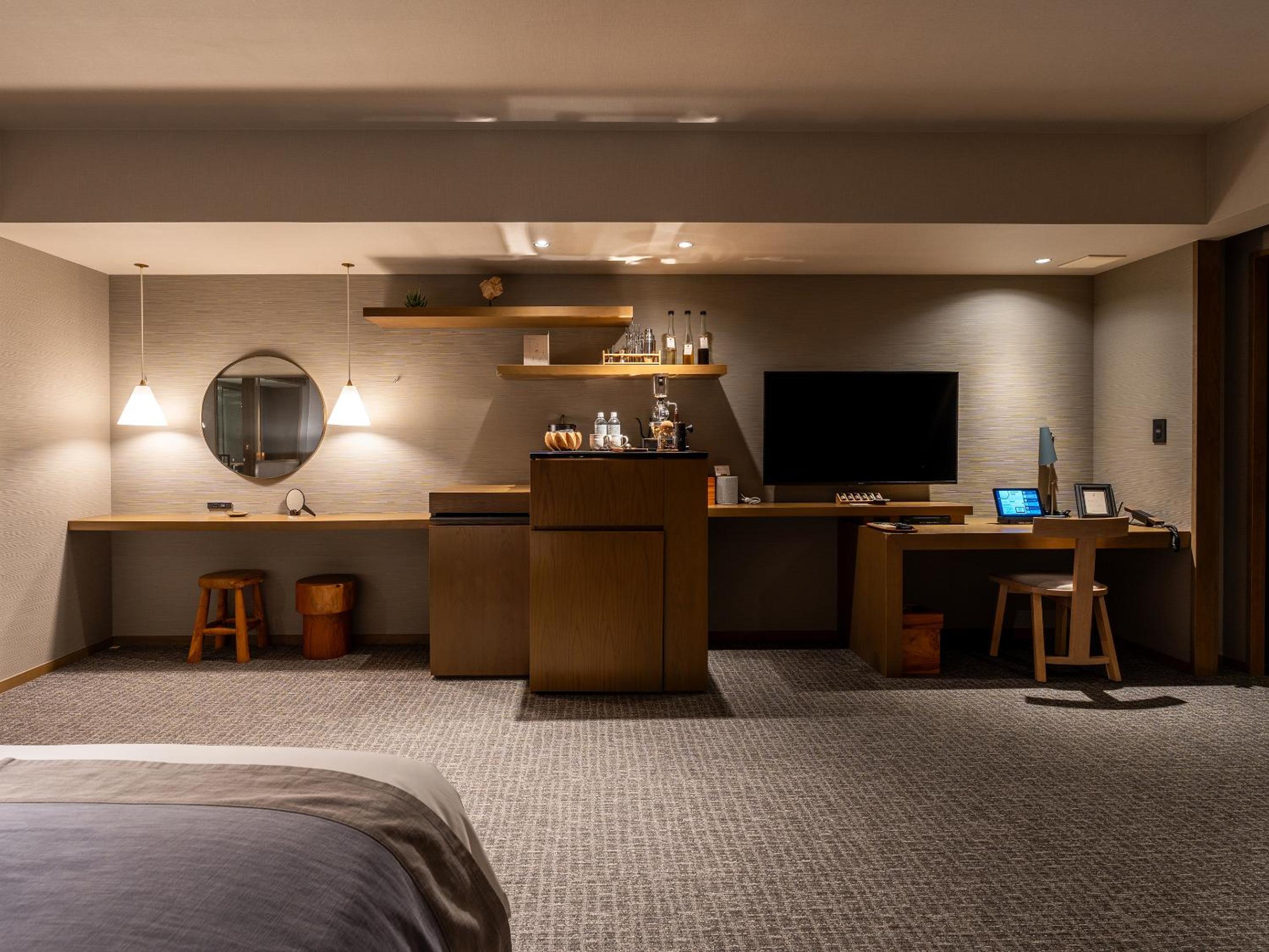 HILL TOP SUITE with Lounge Access (Over 13 years old only) - Non-Smoking - Photo 7