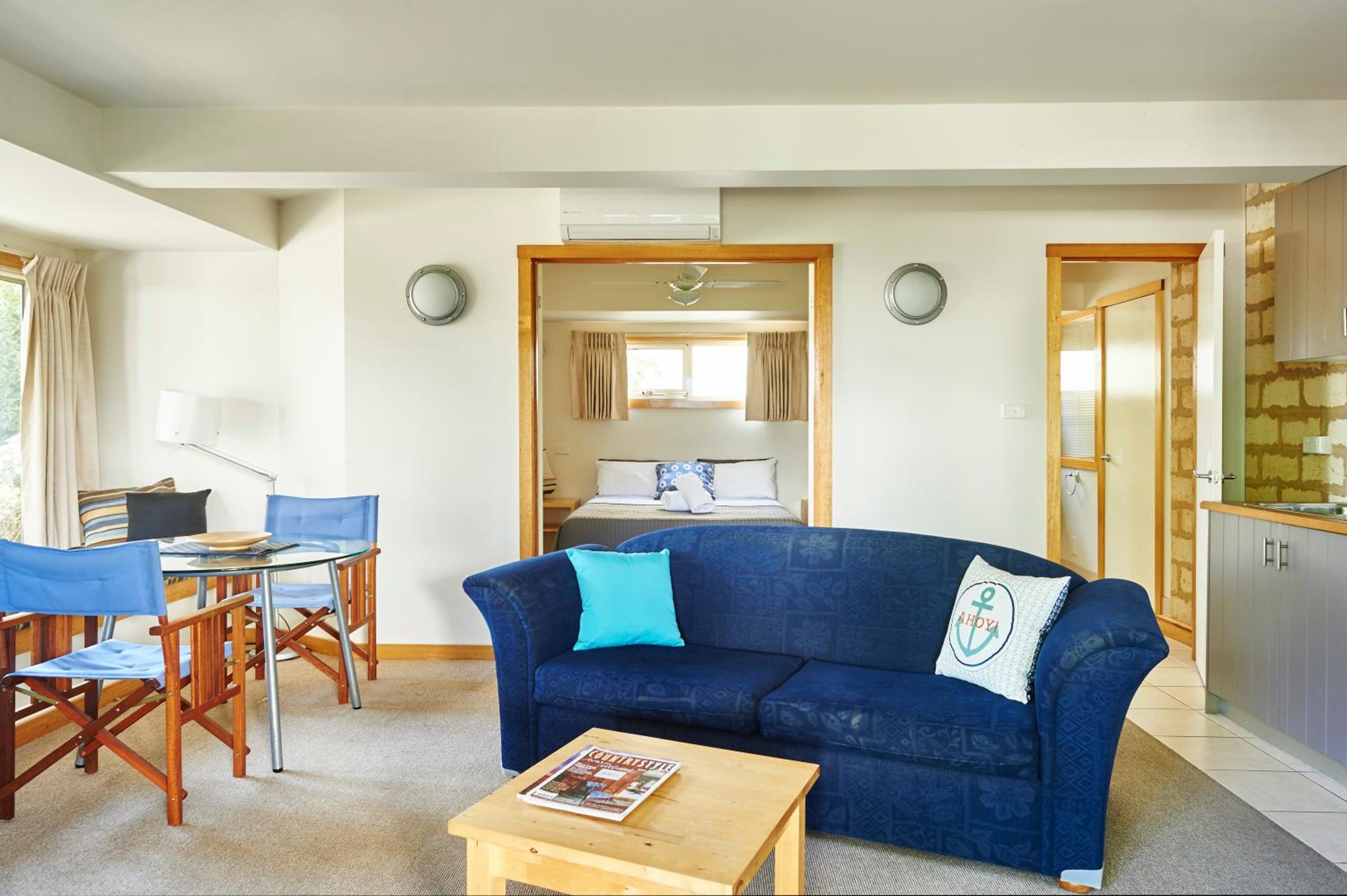 Luxury Suite with Spa Bath photo 3