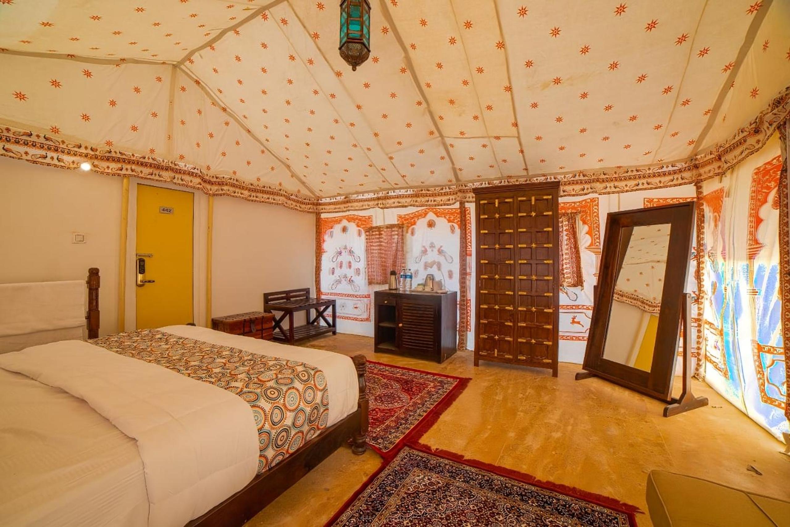 Double Room with Private Bathroom photo 2