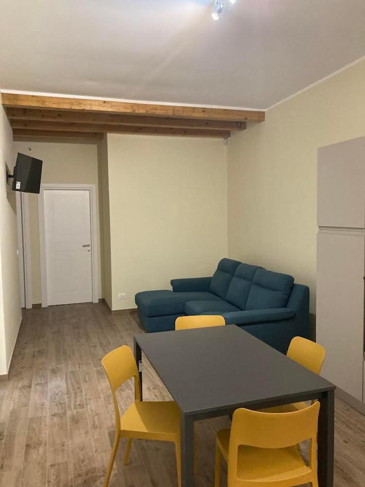 Two-Bedroom Deluxe Apartment with Balcony