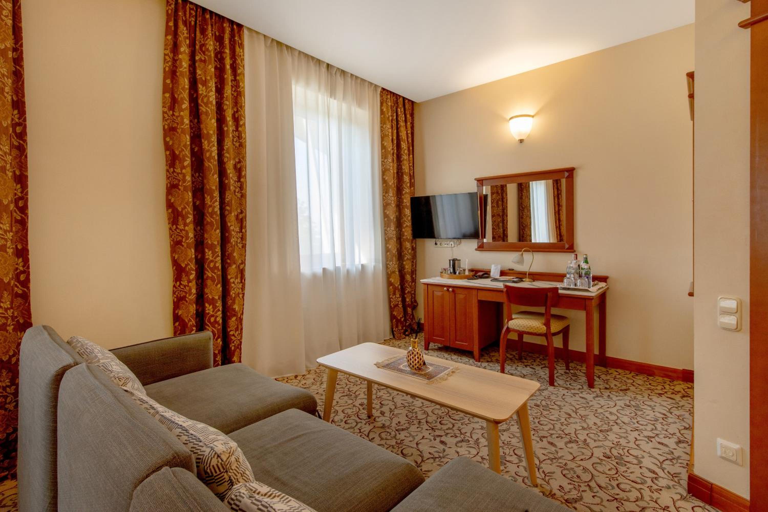 Triple Room - Photo 8