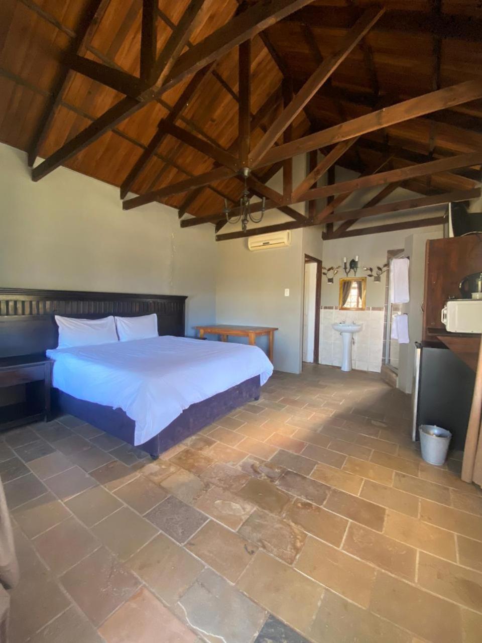 Double Room with Garden View - Photo 1