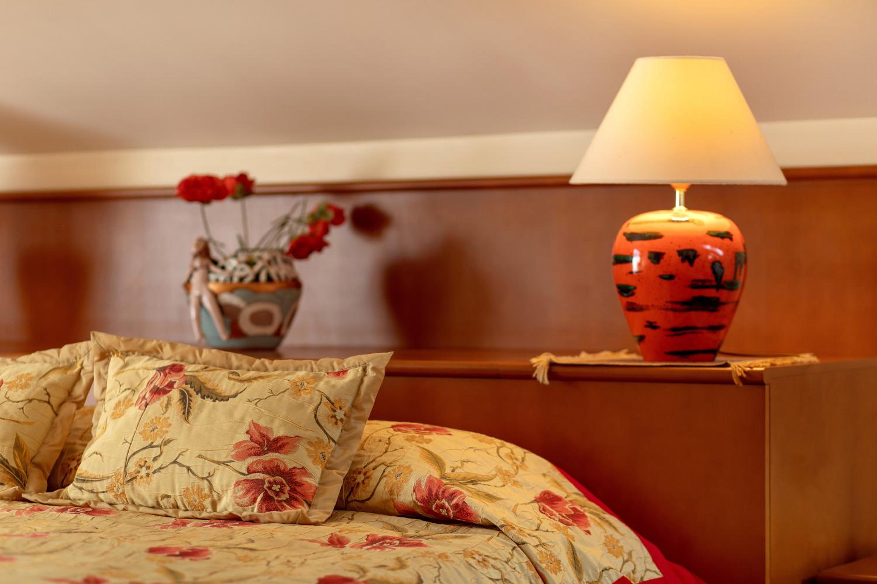 Penthouse Suite - Photo 16