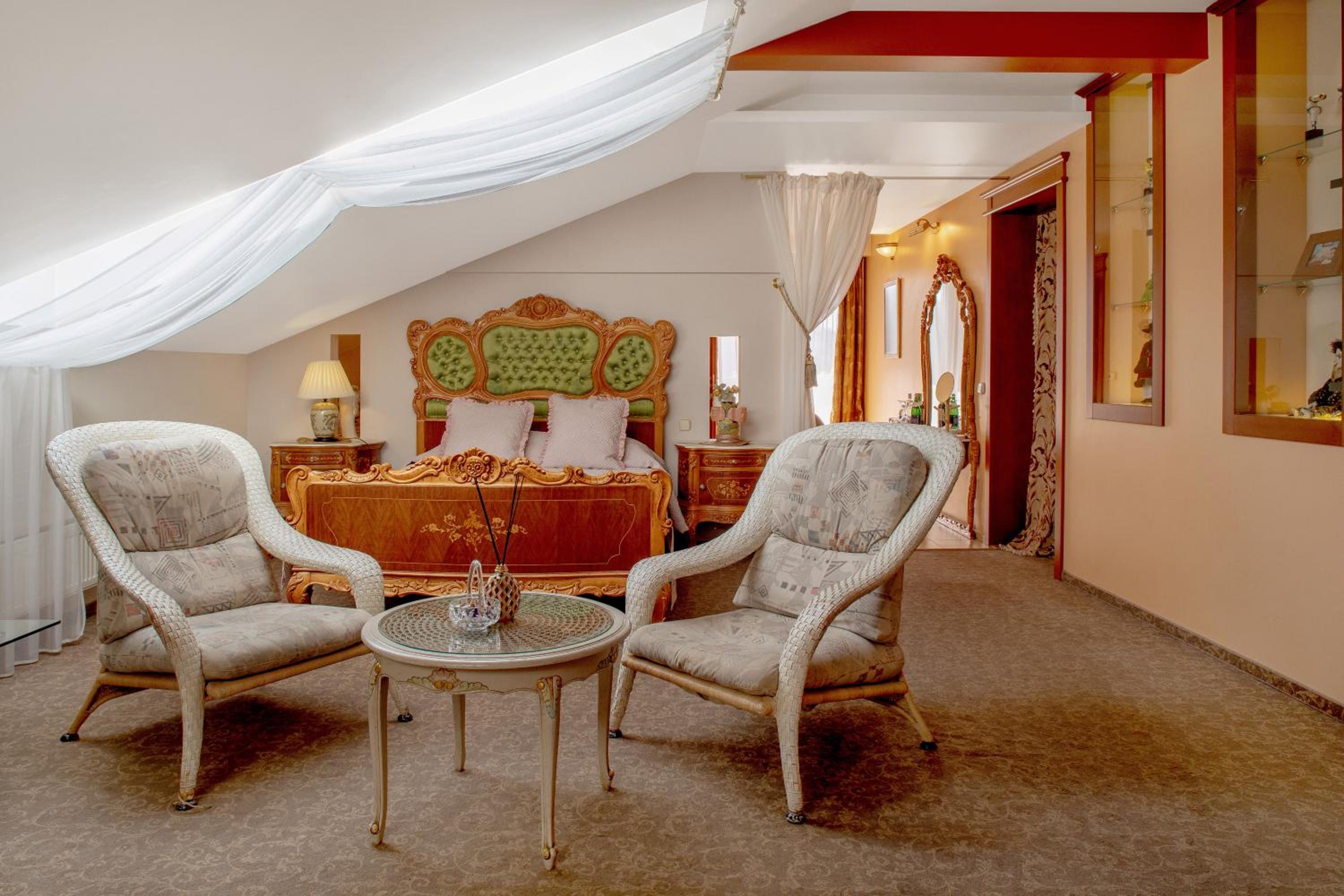 Penthouse Suite - Photo 22
