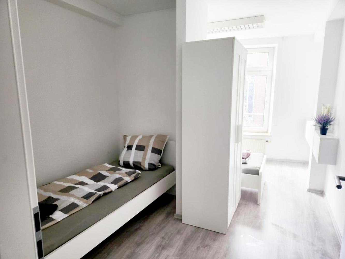 Three-Bedroom Apartment photo 2