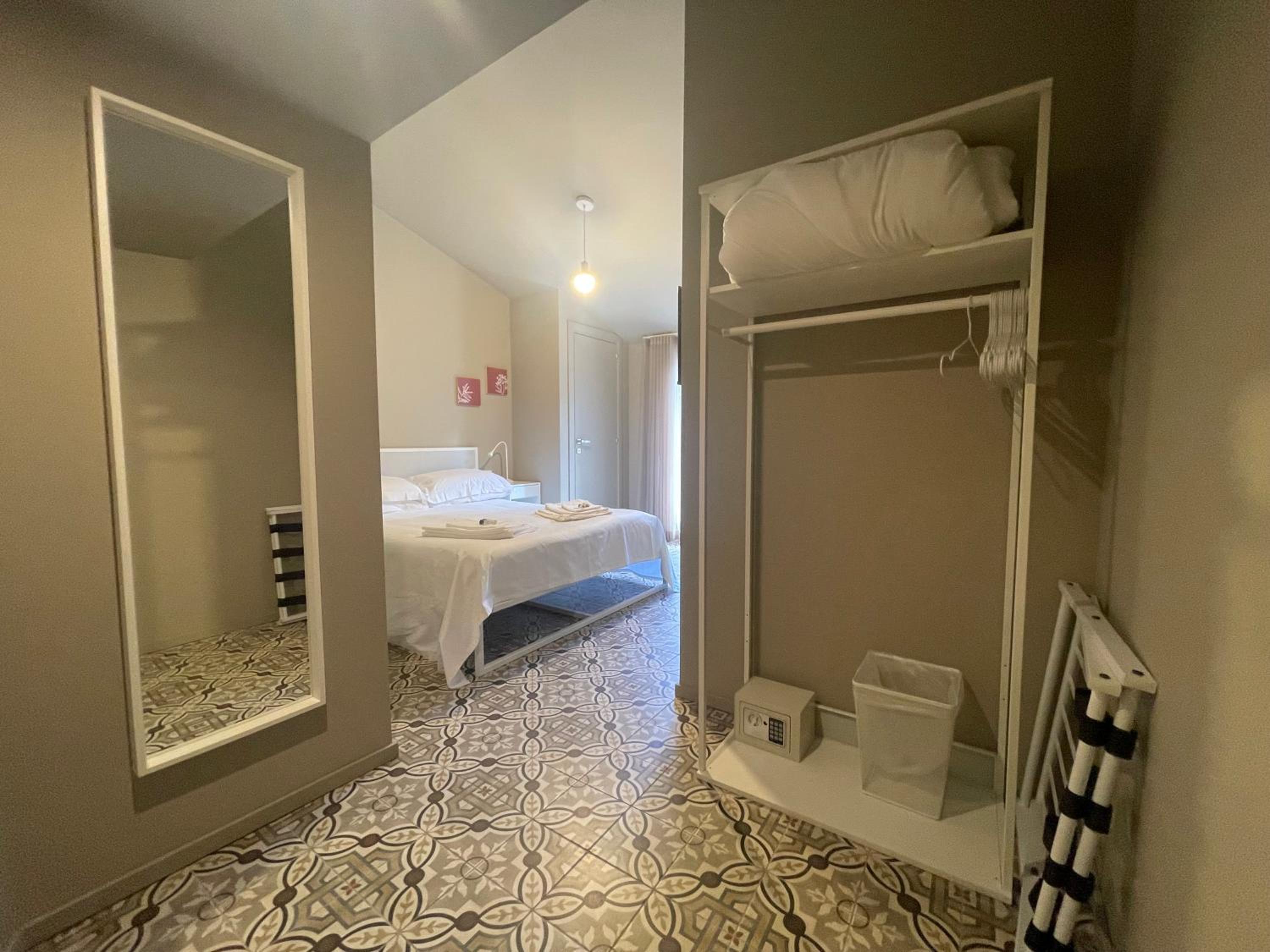 Superior Double Room - Photo 5