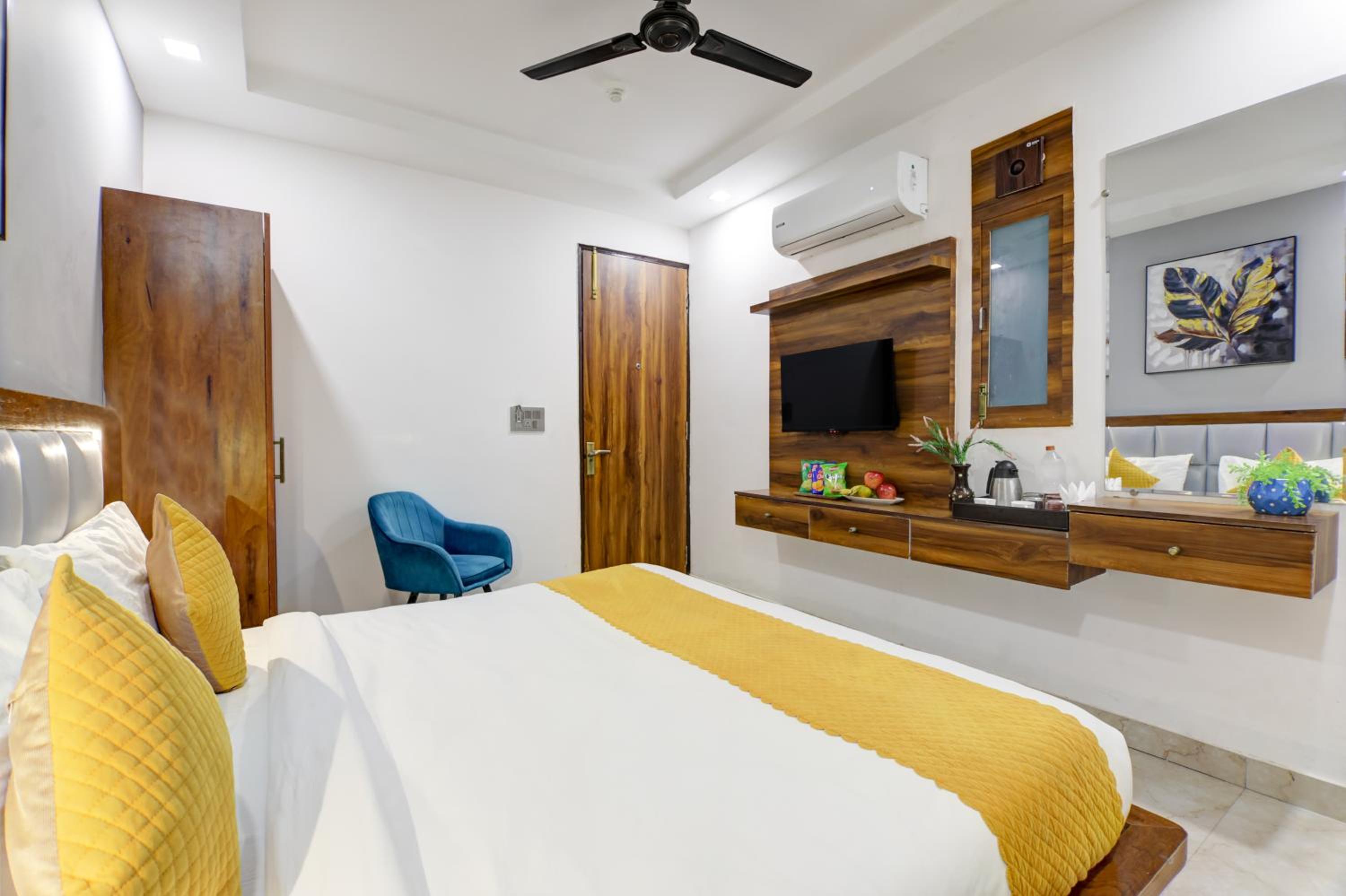 Double Room - Photo 5