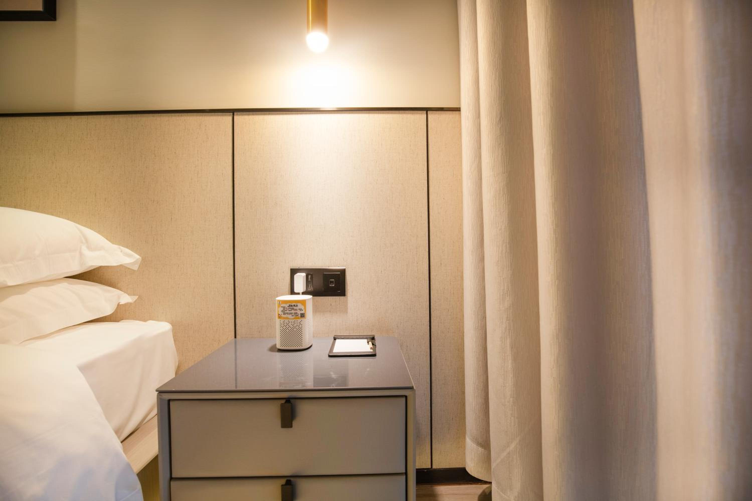 Twin Room with Balcony photo 2