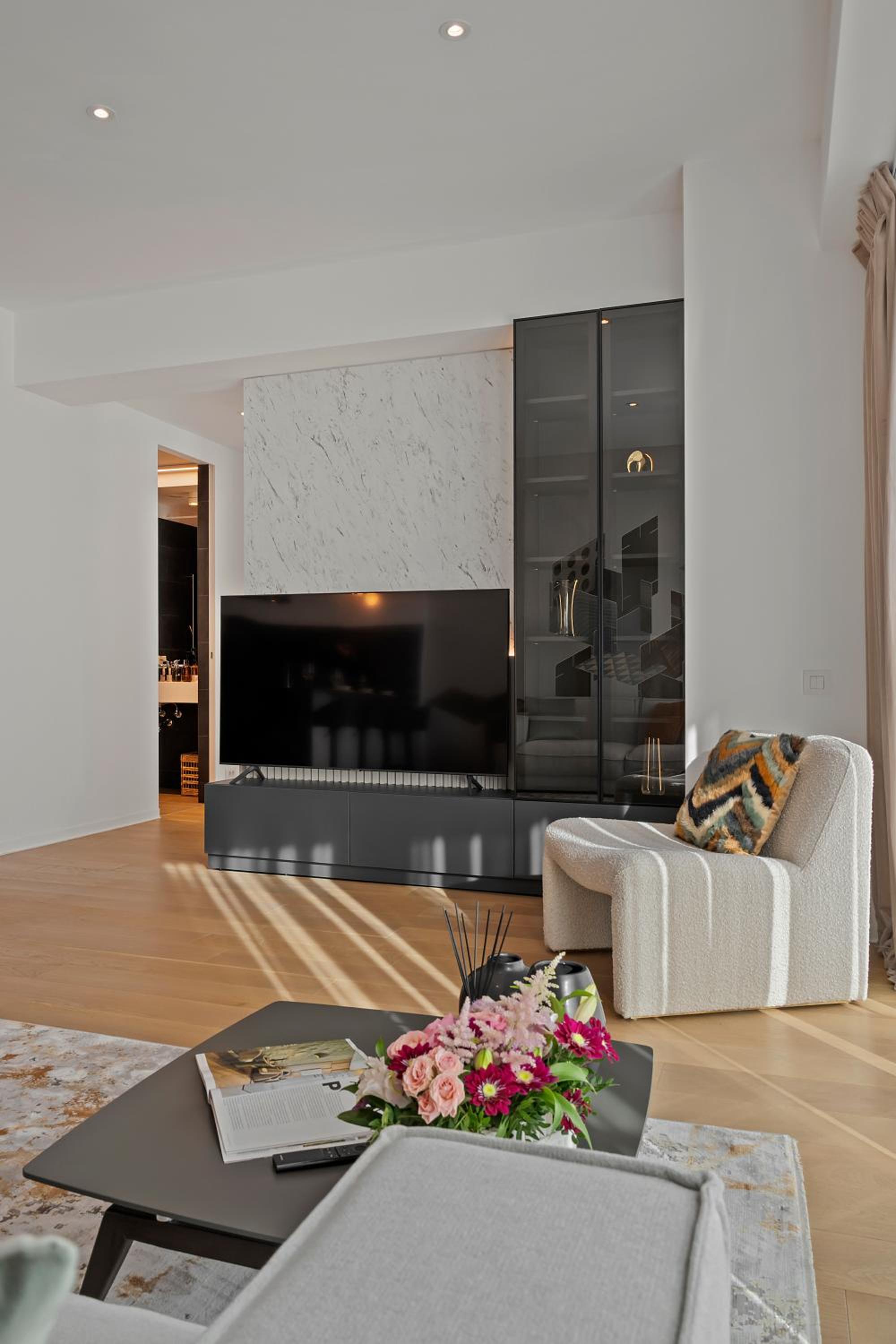 Two-Bedroom Apartment - Photo 7
