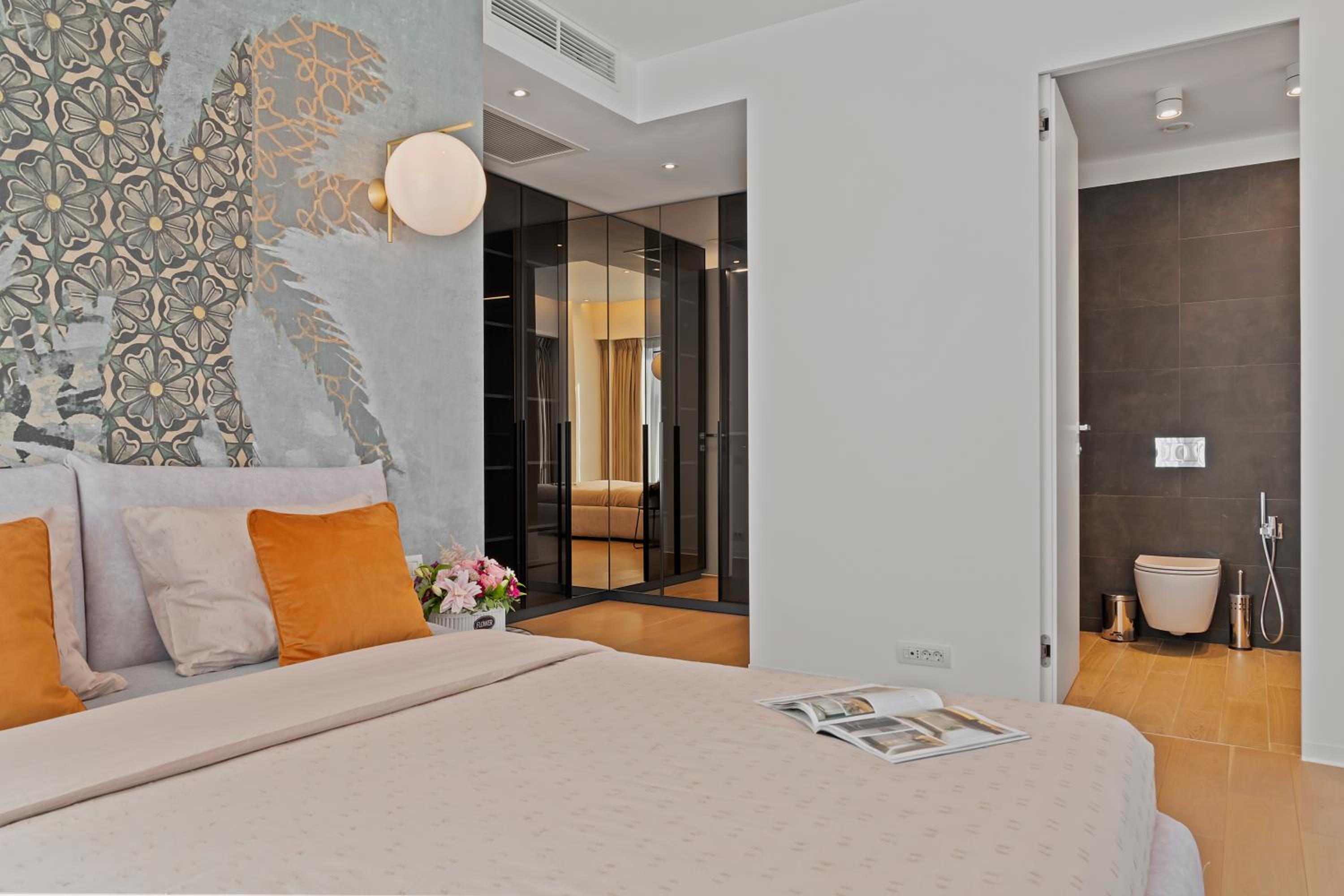 Two-Bedroom Apartment - Photo 11