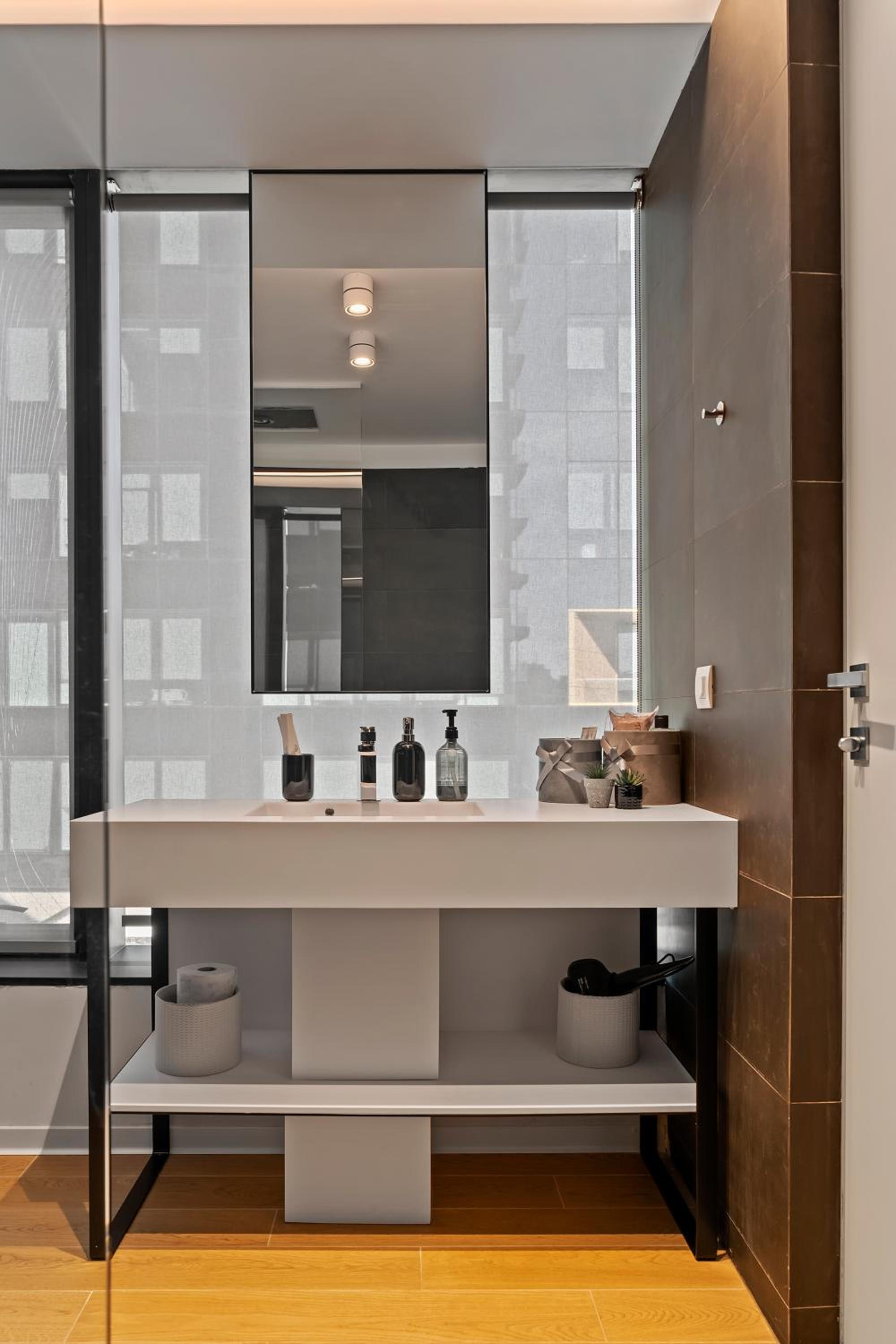 Two-Bedroom Apartment - Photo 22