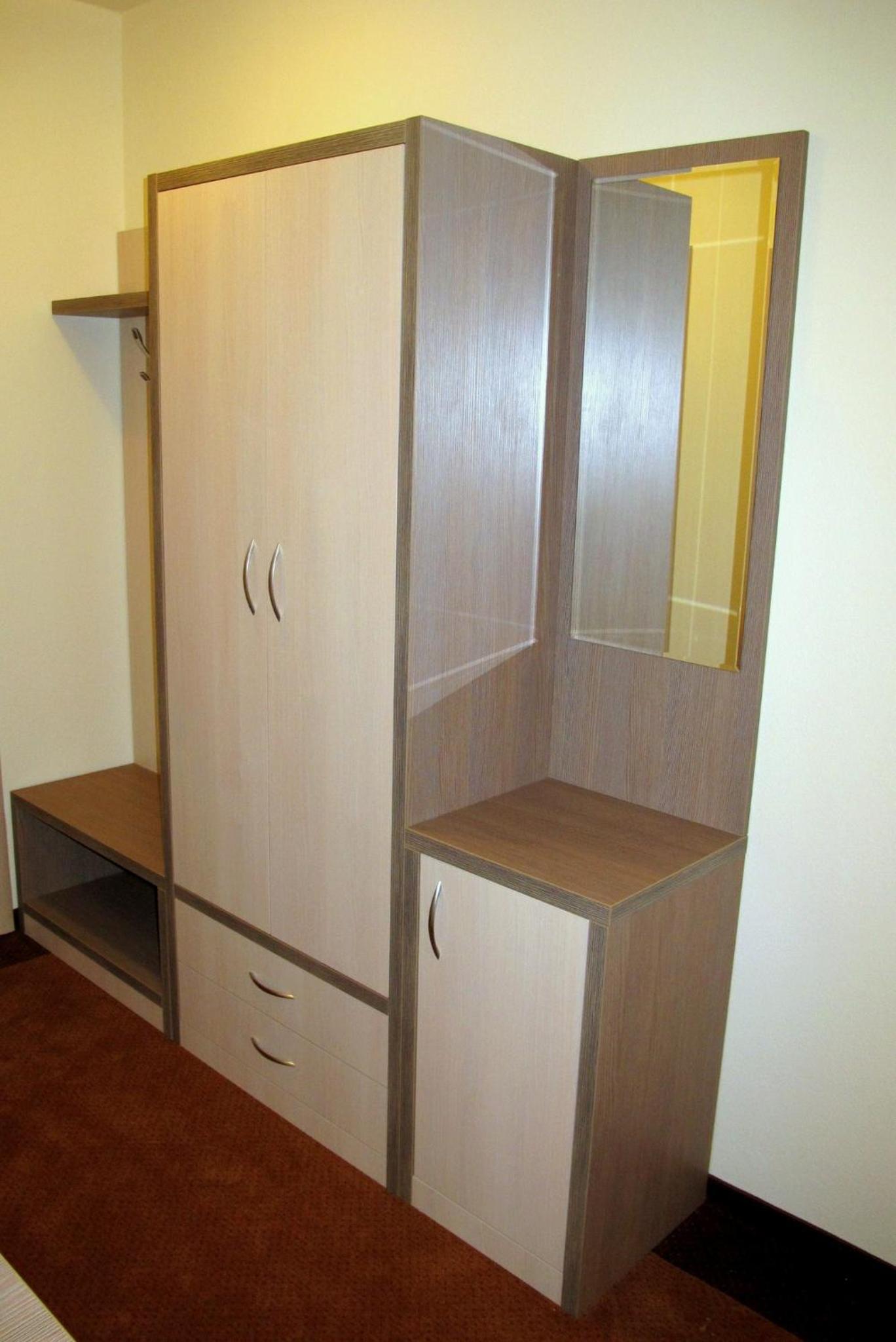 Twin Room - Photo 10