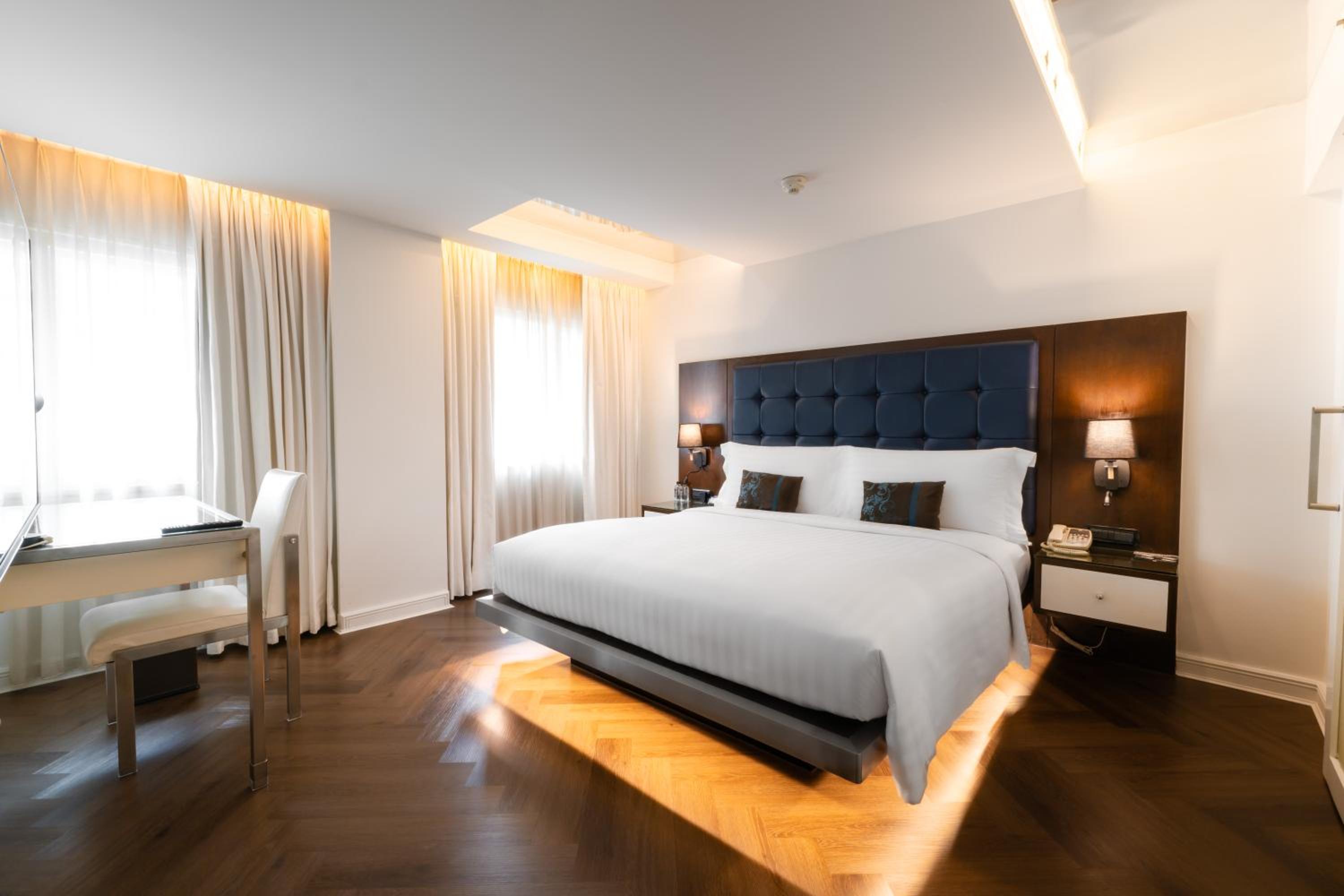 Gold Suite photo 3