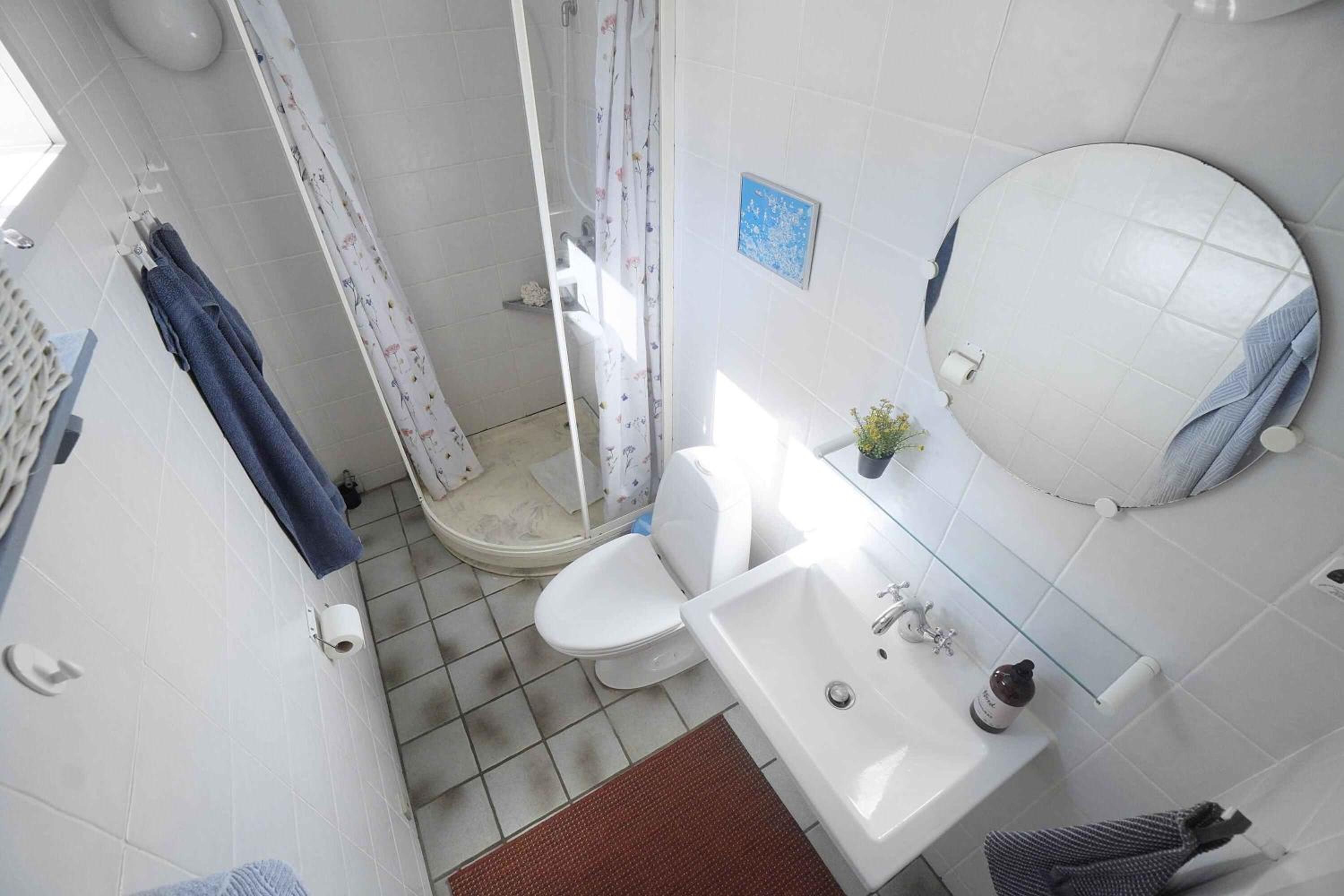 Two-Bedroom Holiday Home photo 3