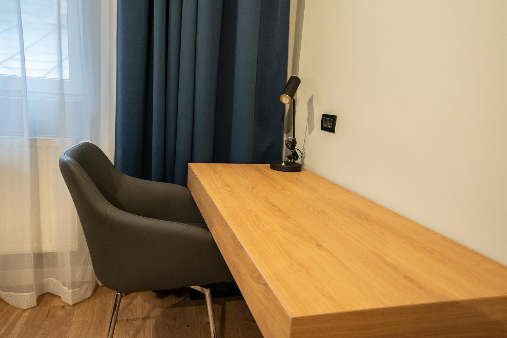 One-Bedroom Apartment - Photo 13