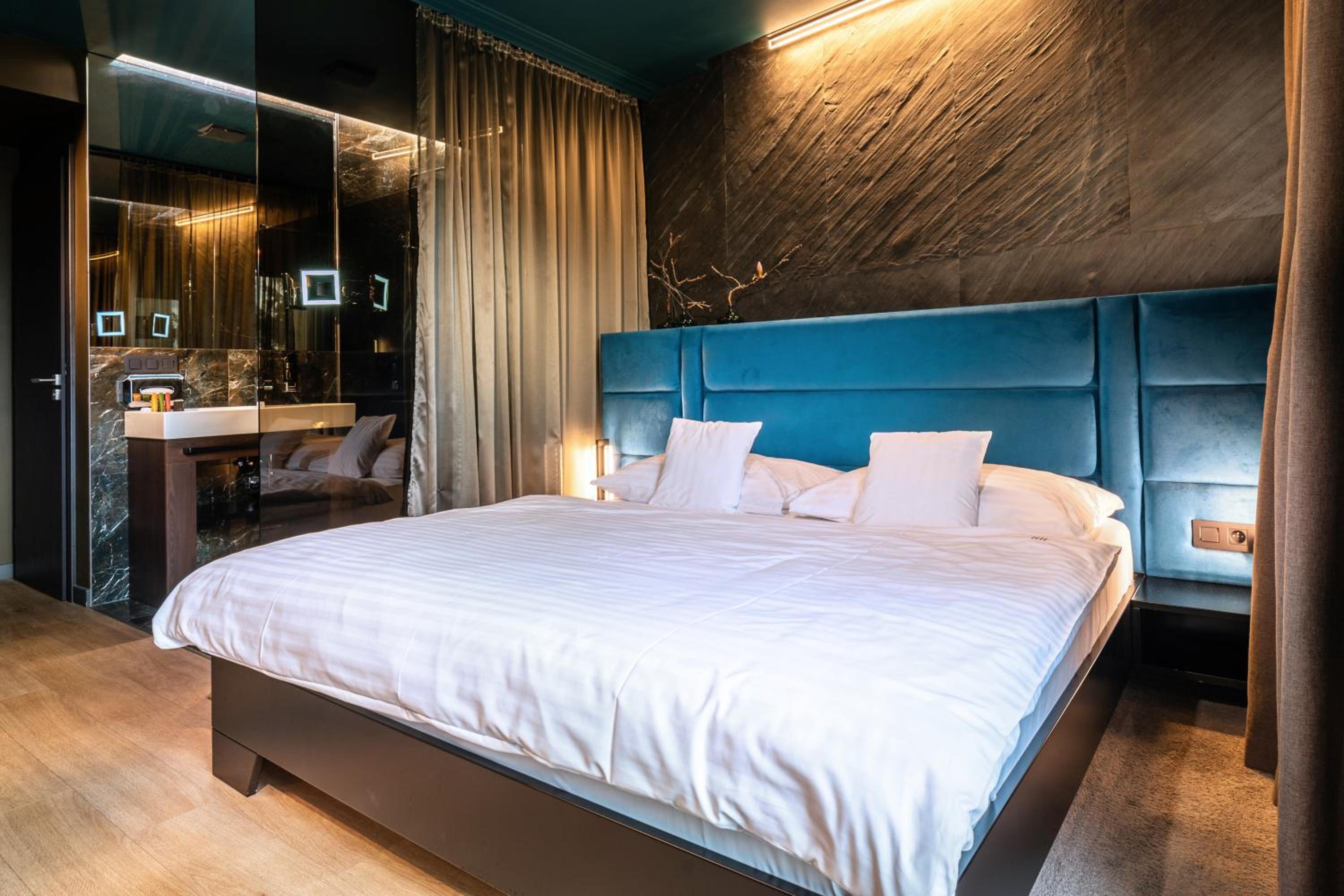 Deluxe Double Room photo 2