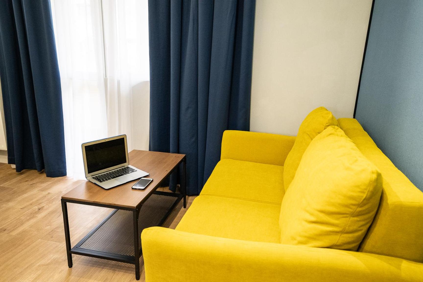 One-Bedroom Apartment - Photo 4