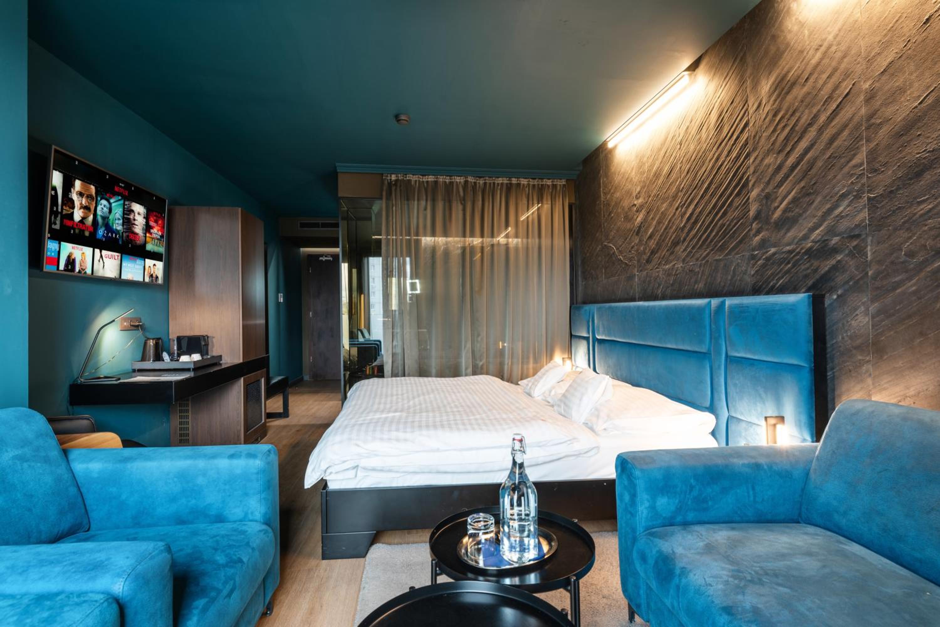 Deluxe Double Room with Bath photo 1