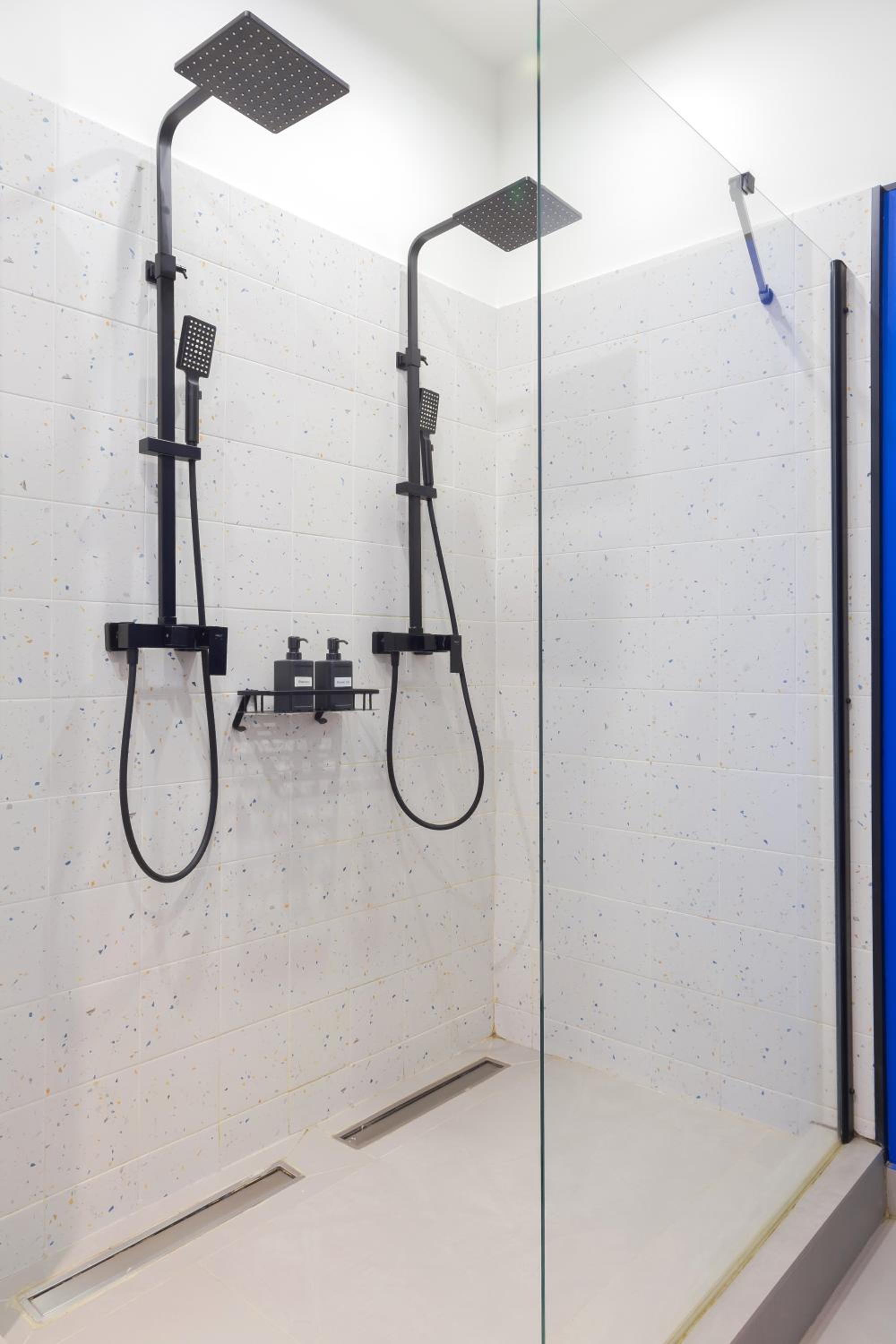 Deluxe Double Studio - Photo 15