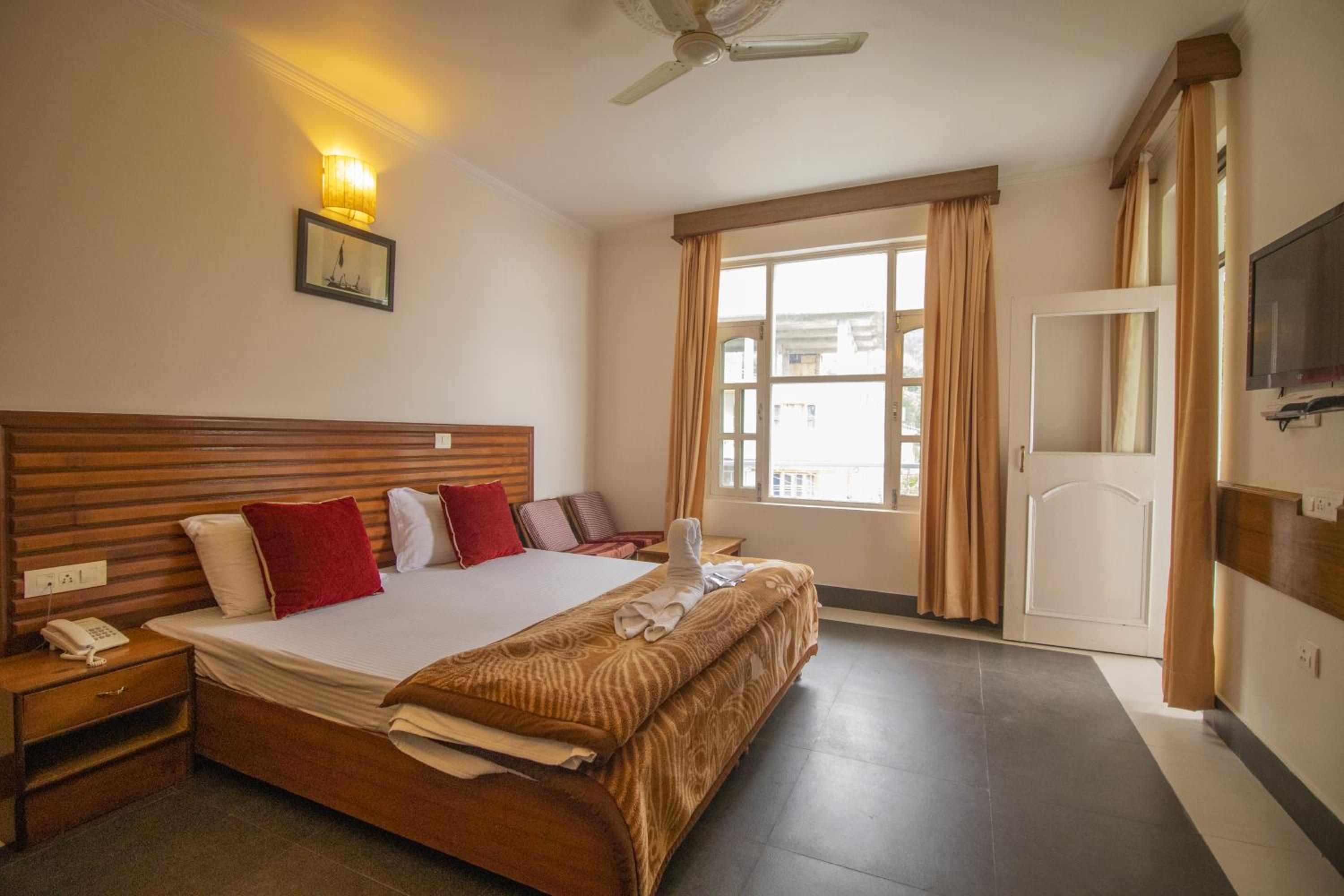 Deluxe Double Room with Balcony