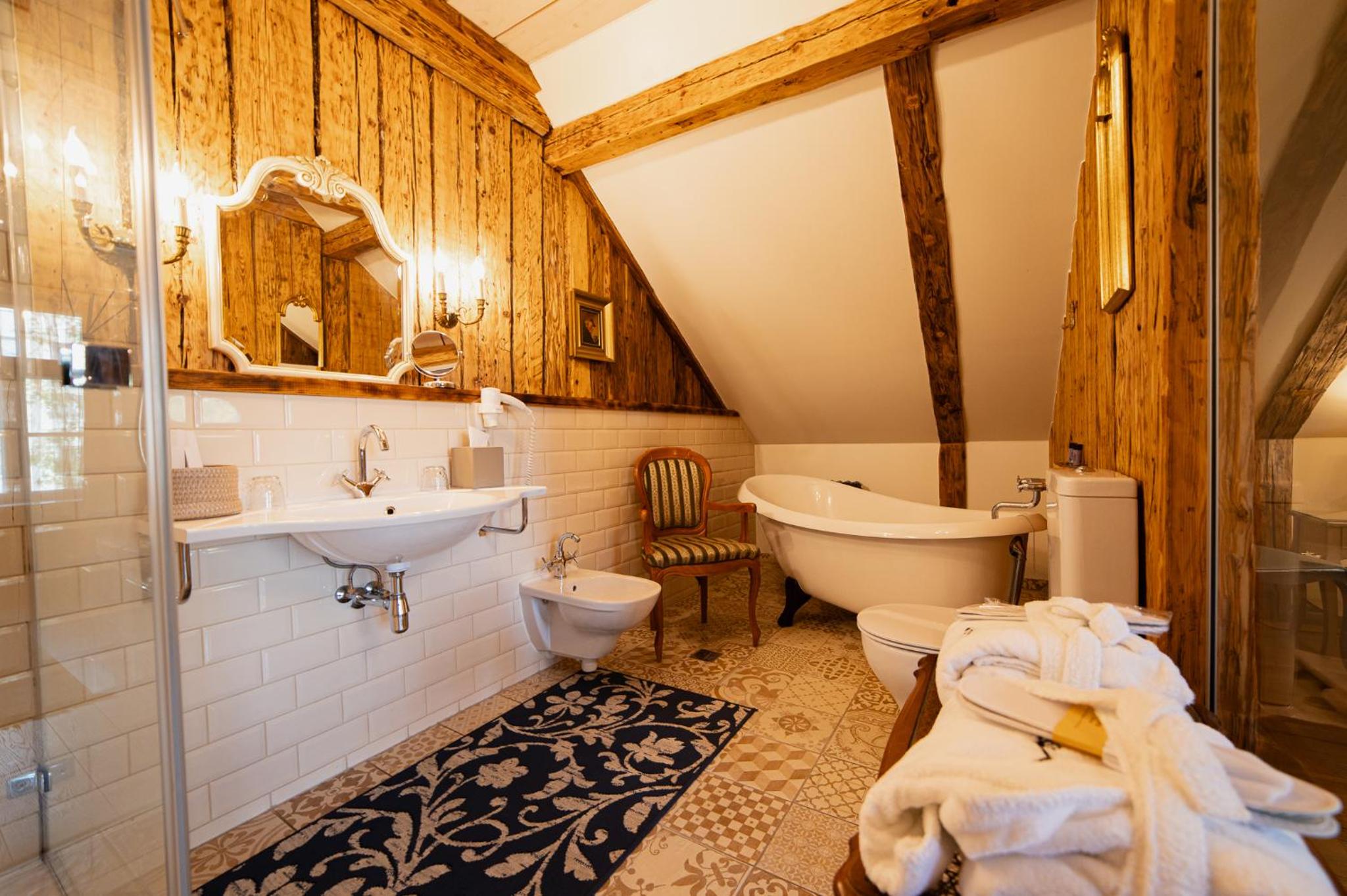 Superior Double Room - Photo 35