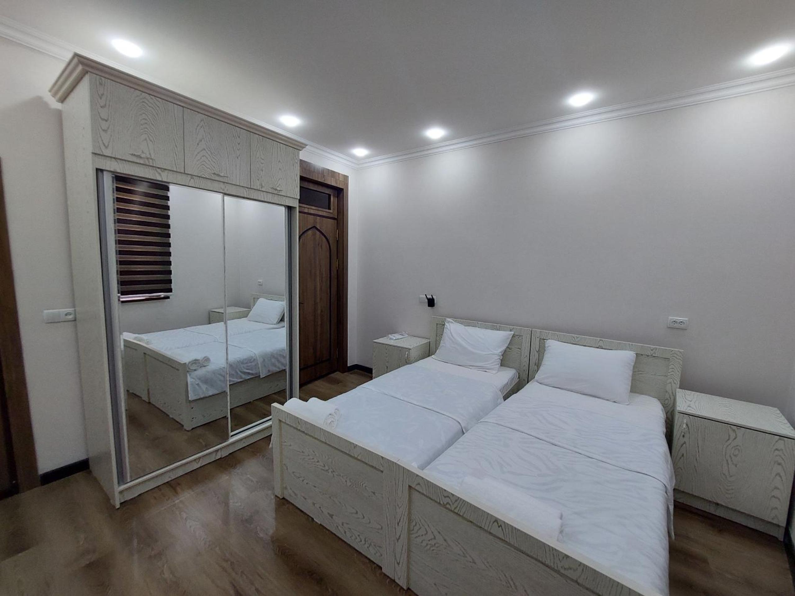 Budget Twin Room photo 3