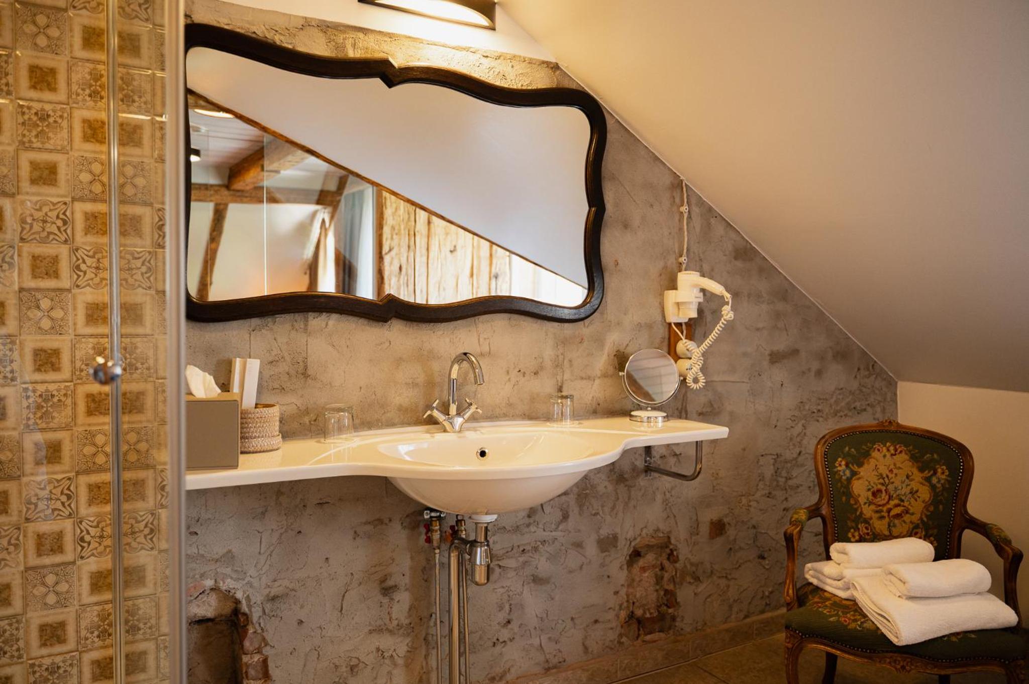 Superior Double Room - Photo 20