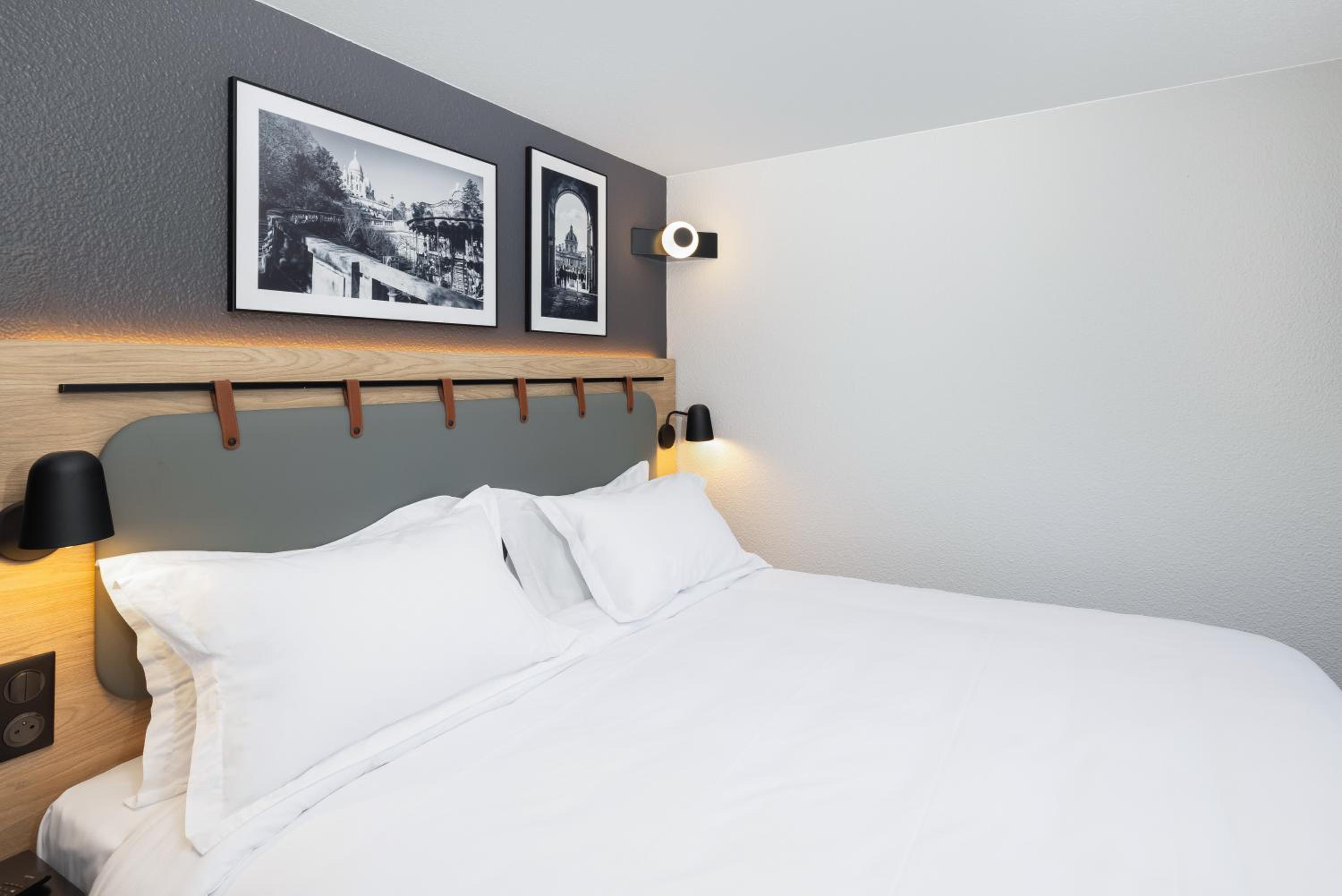 Standard Room - 1 Queen Bed - Photo 1