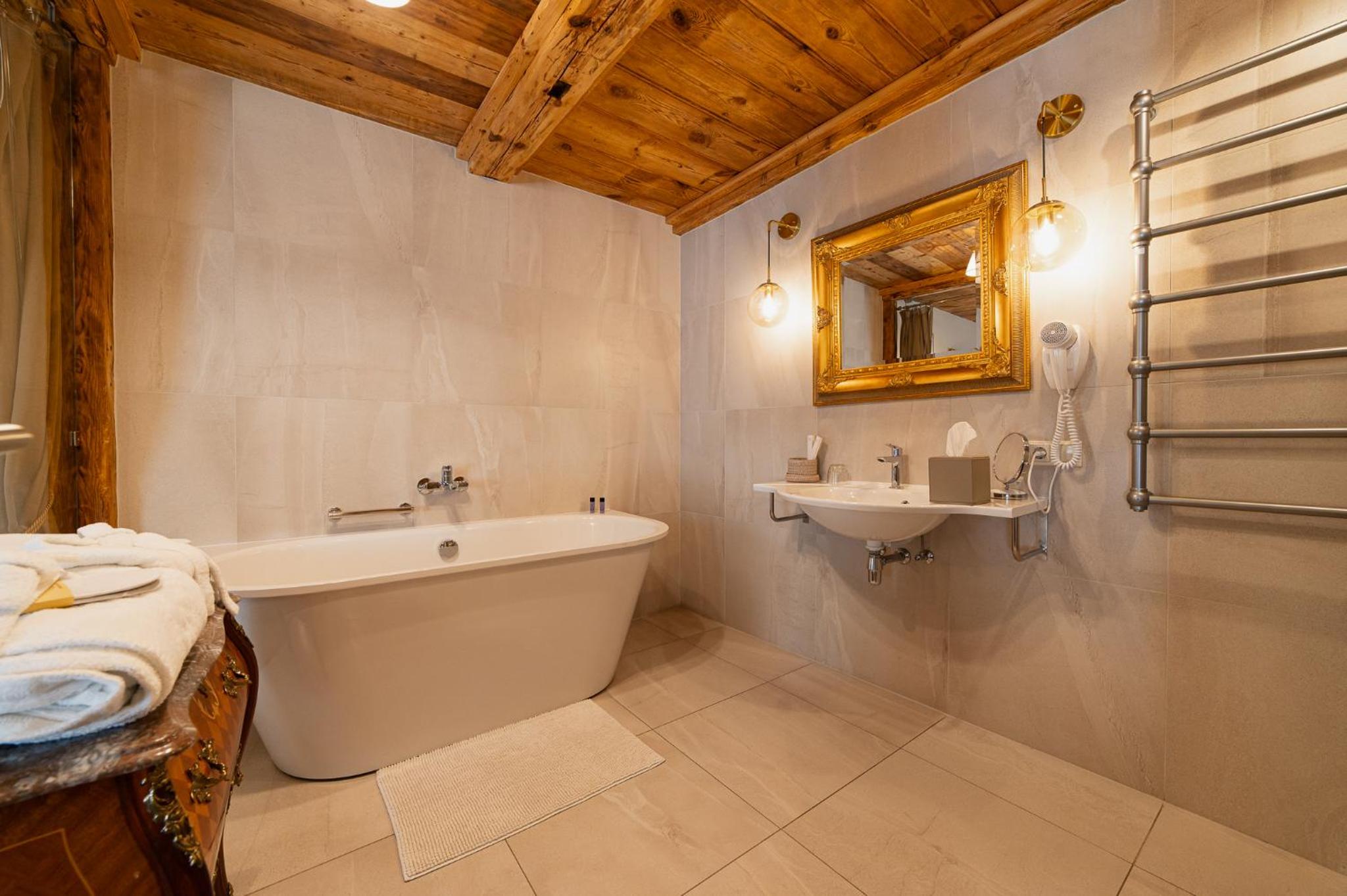 Superior Double Room - Photo 28