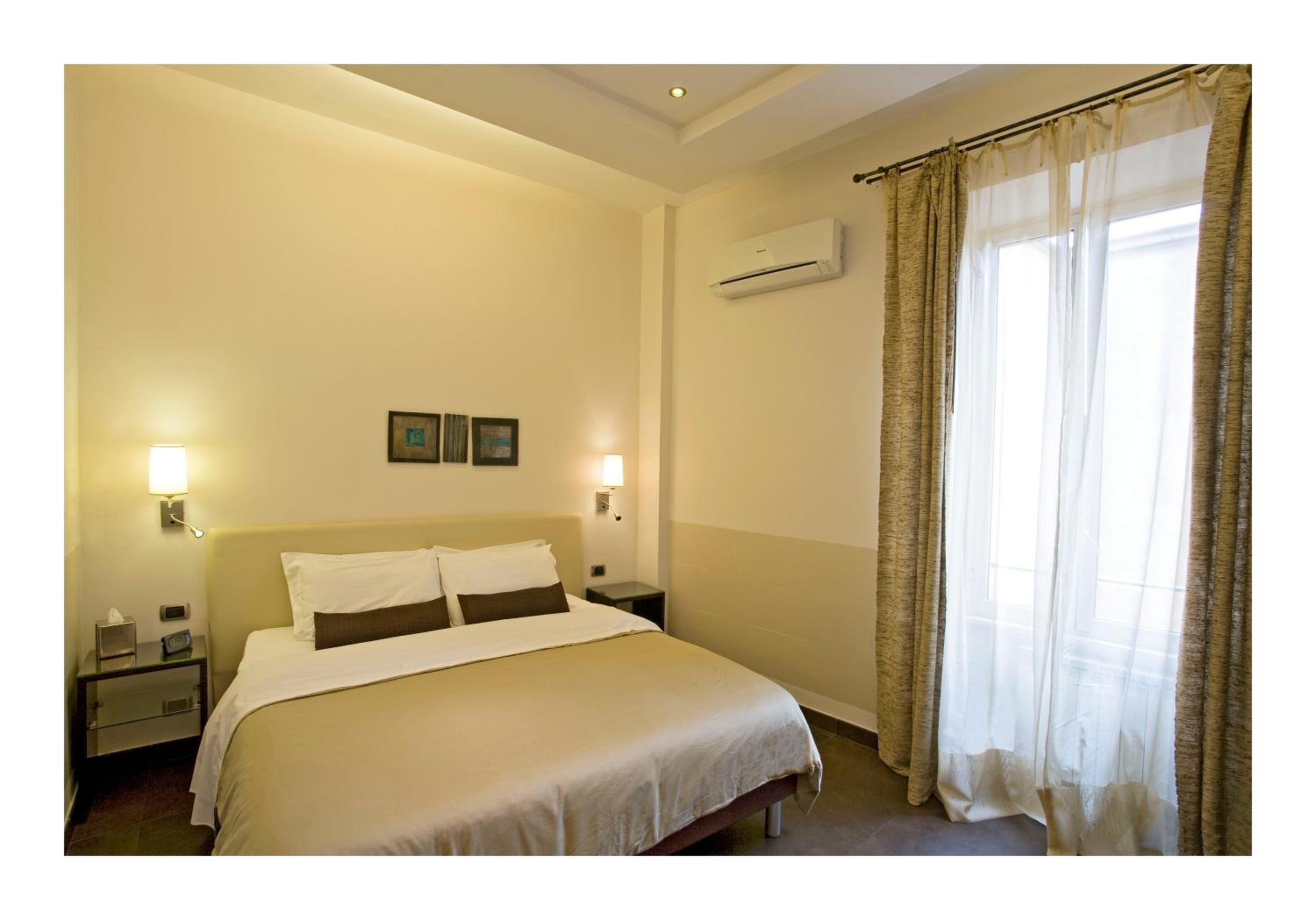 Double Or Twin Room With External Private Bathroom photo 1