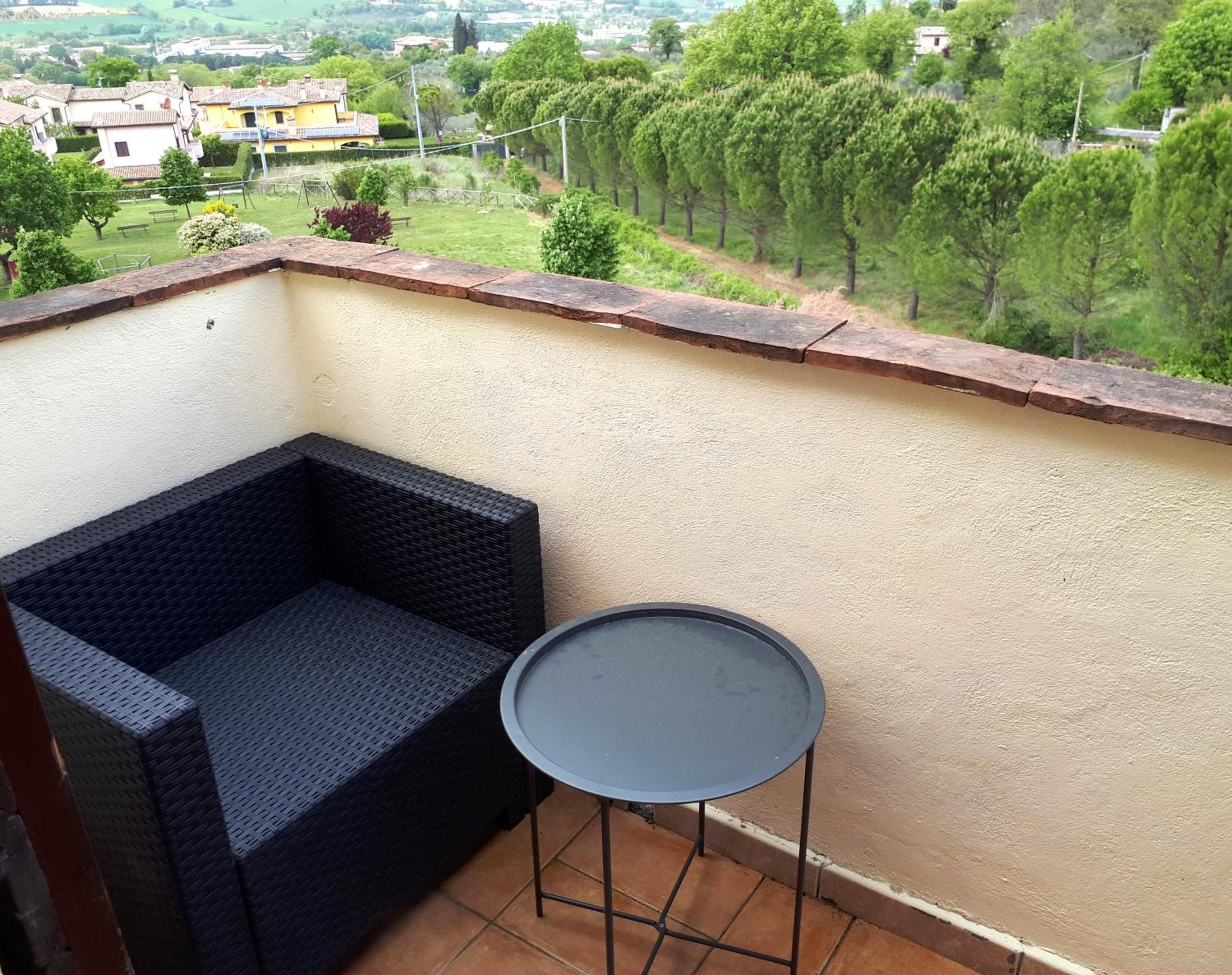 One-Bedroom Apartment With Balcony photo 2