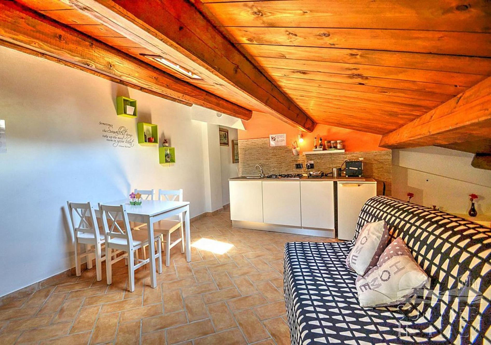 One-Bedroom Apartment With Balcony photo 1