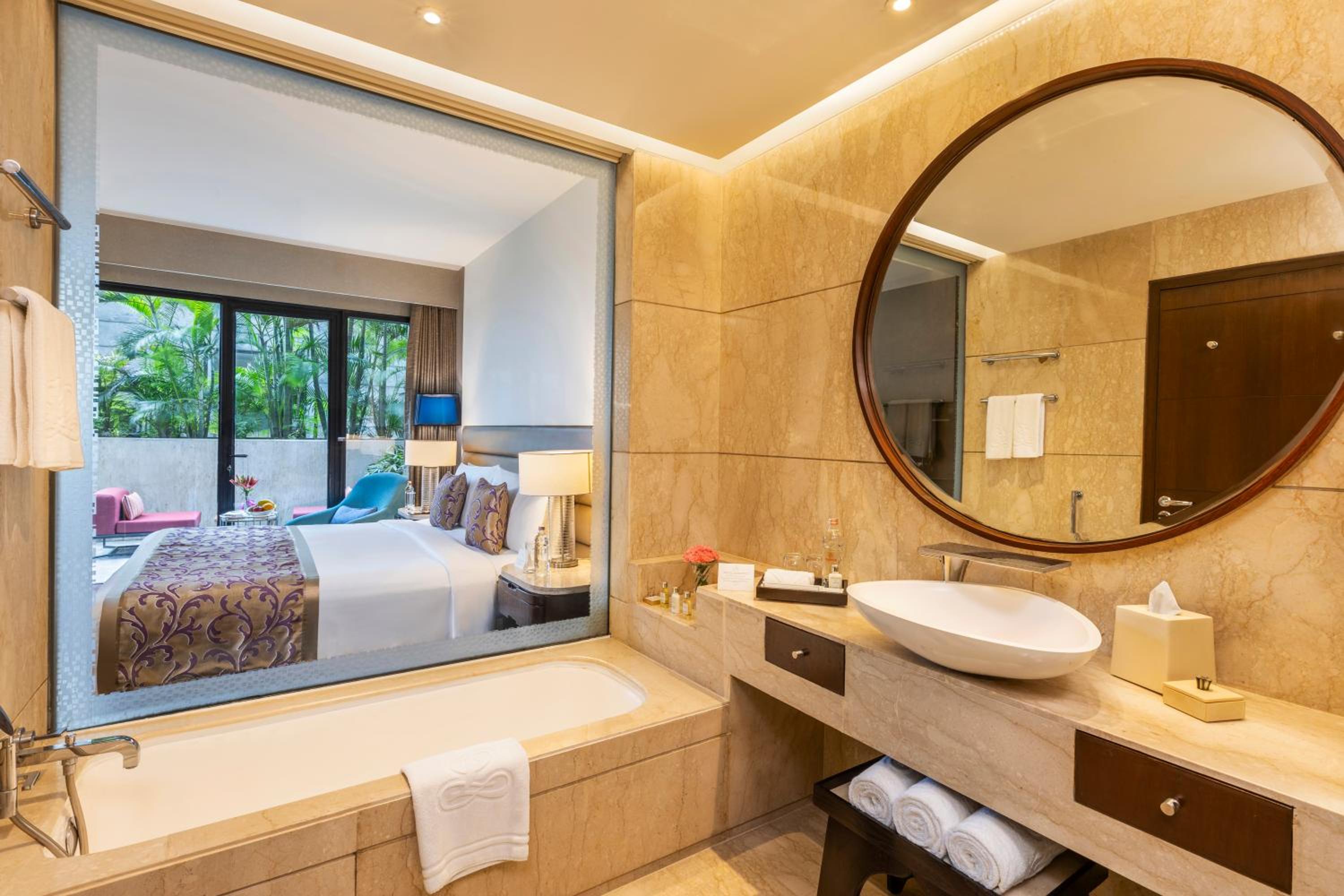 Deluxe Room with Balcony- 10% savings on all hotel services