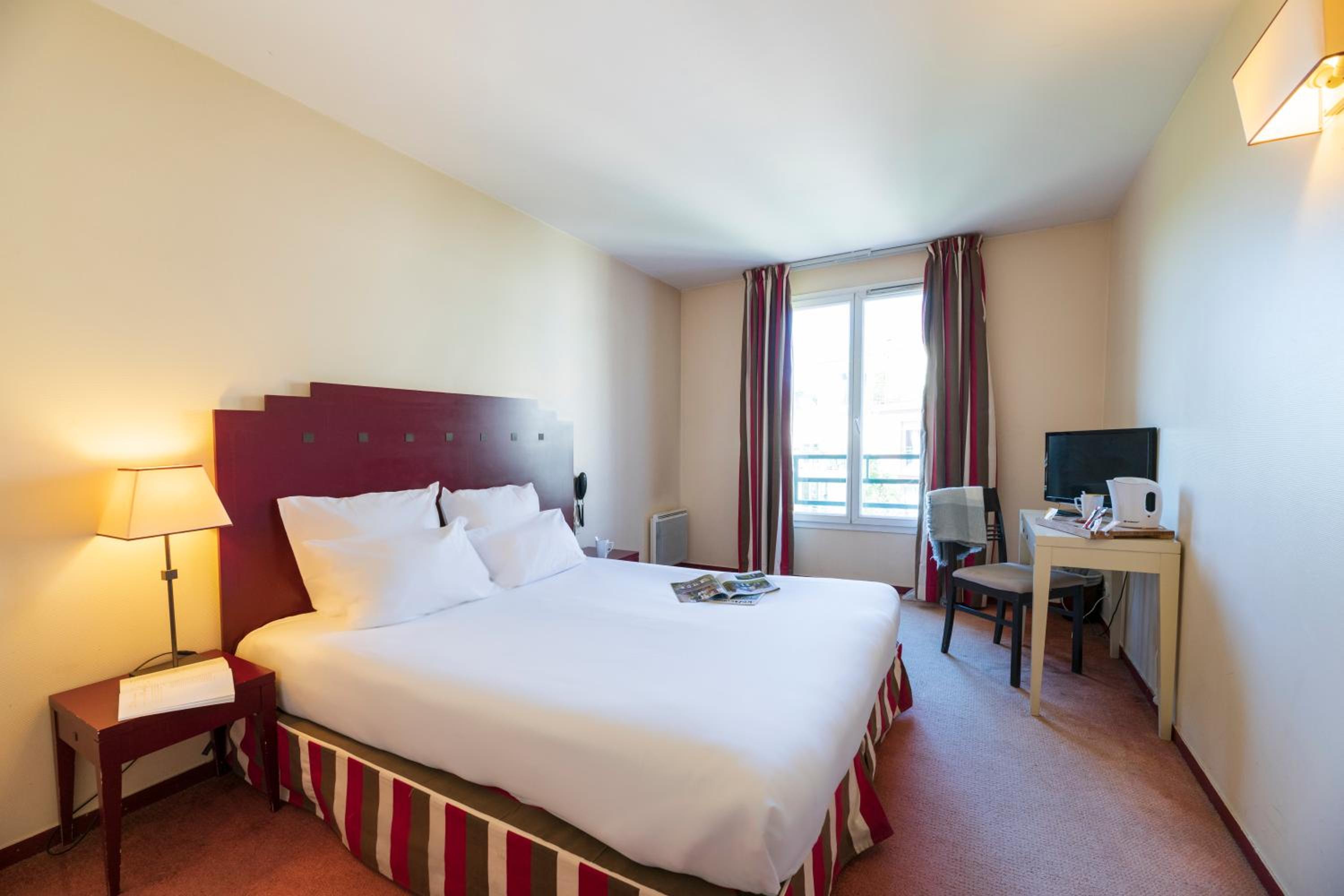 Standard Double Room - Photo 1