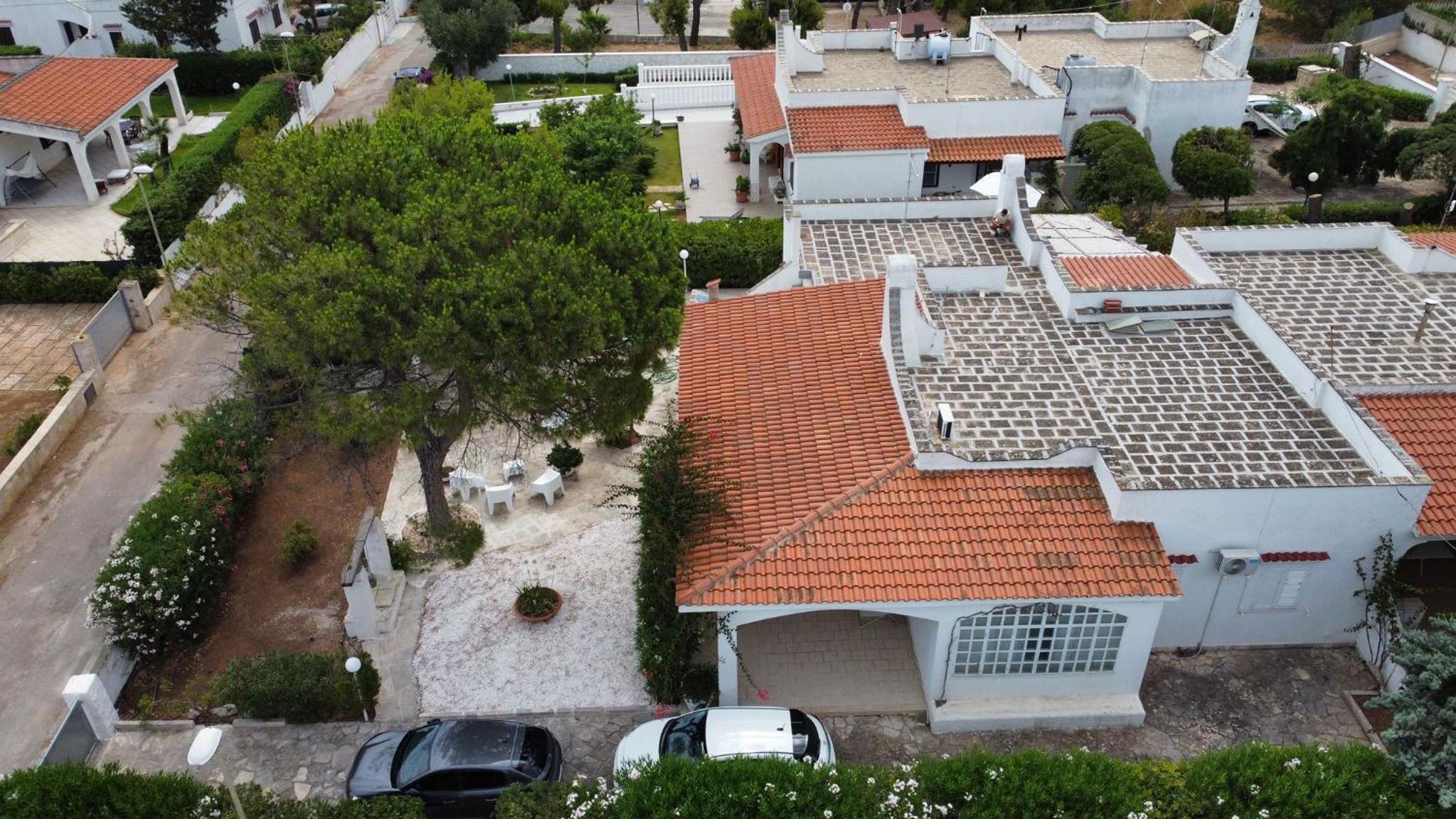 Three-Bedroom Villa photo 2