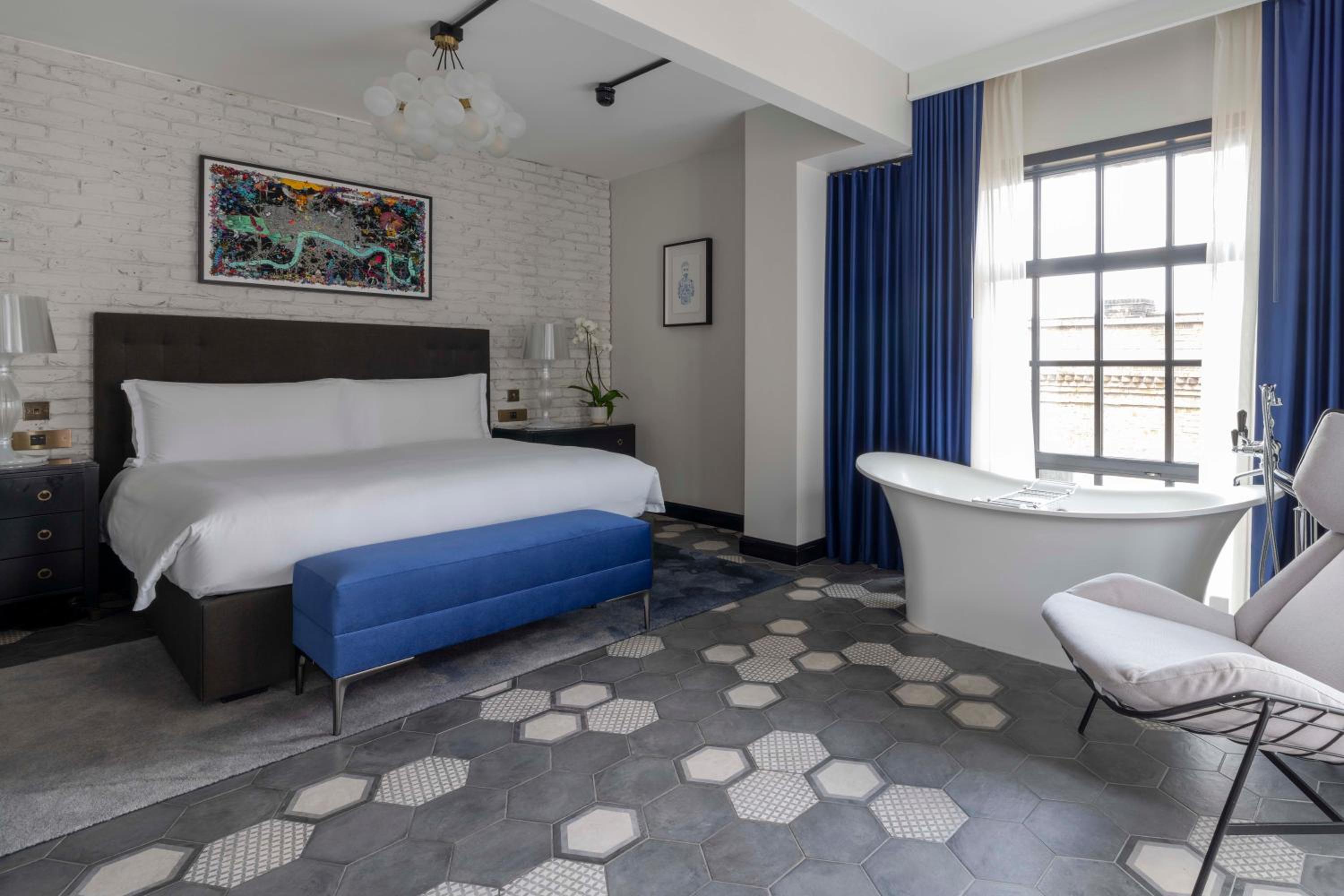 Penthouse Suite