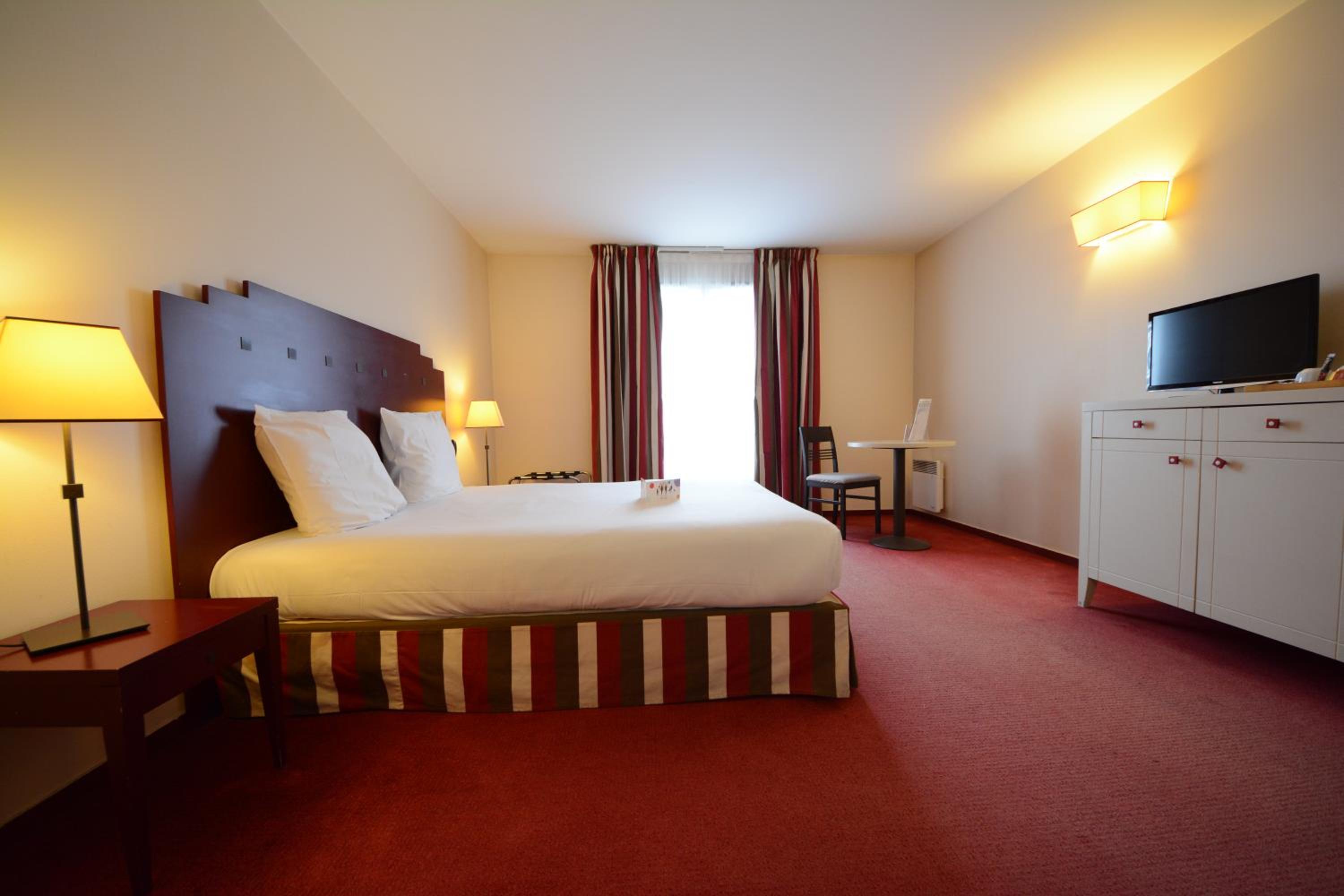 Standard Double Room - Photo 6