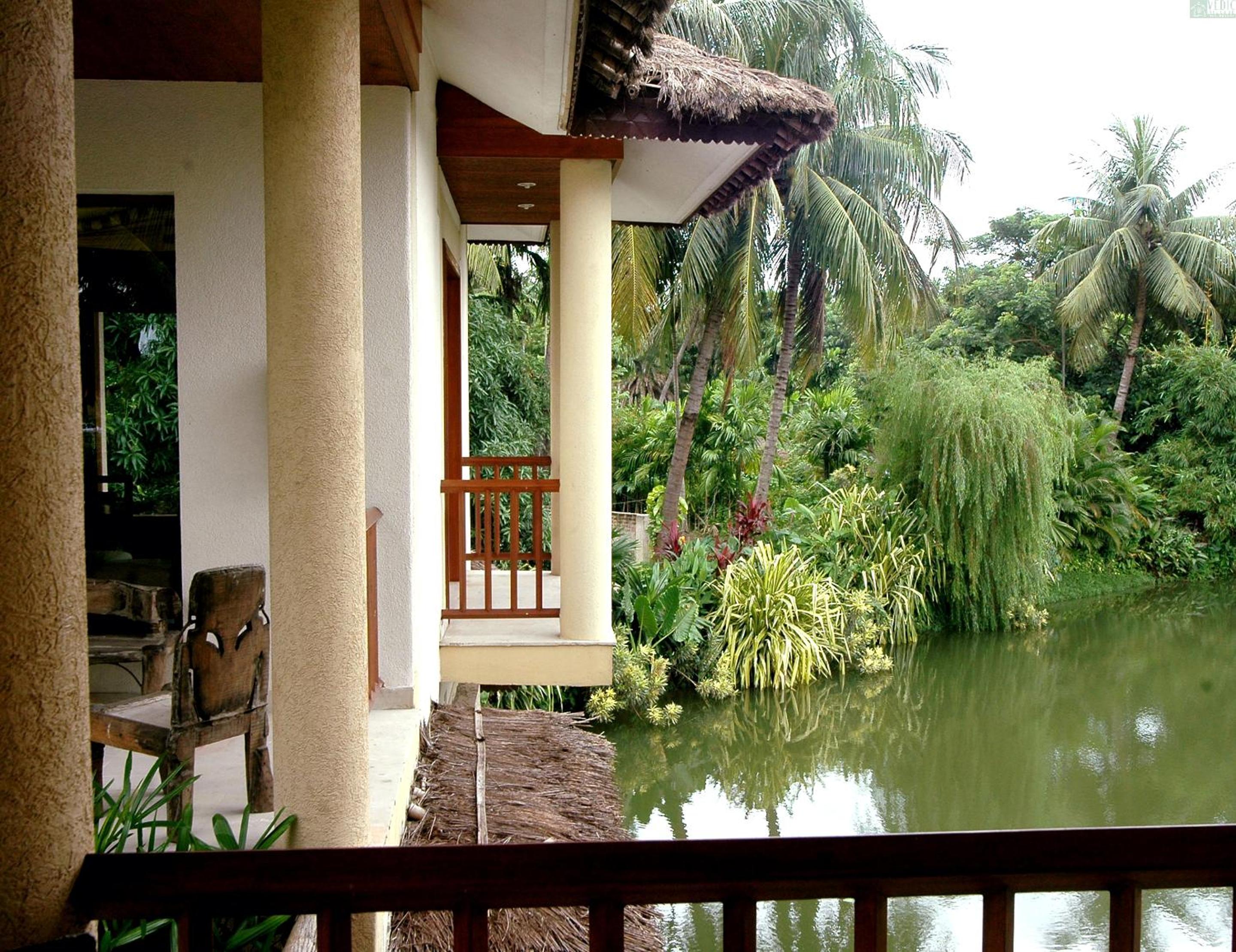 Lake View Villa - Photo 2
